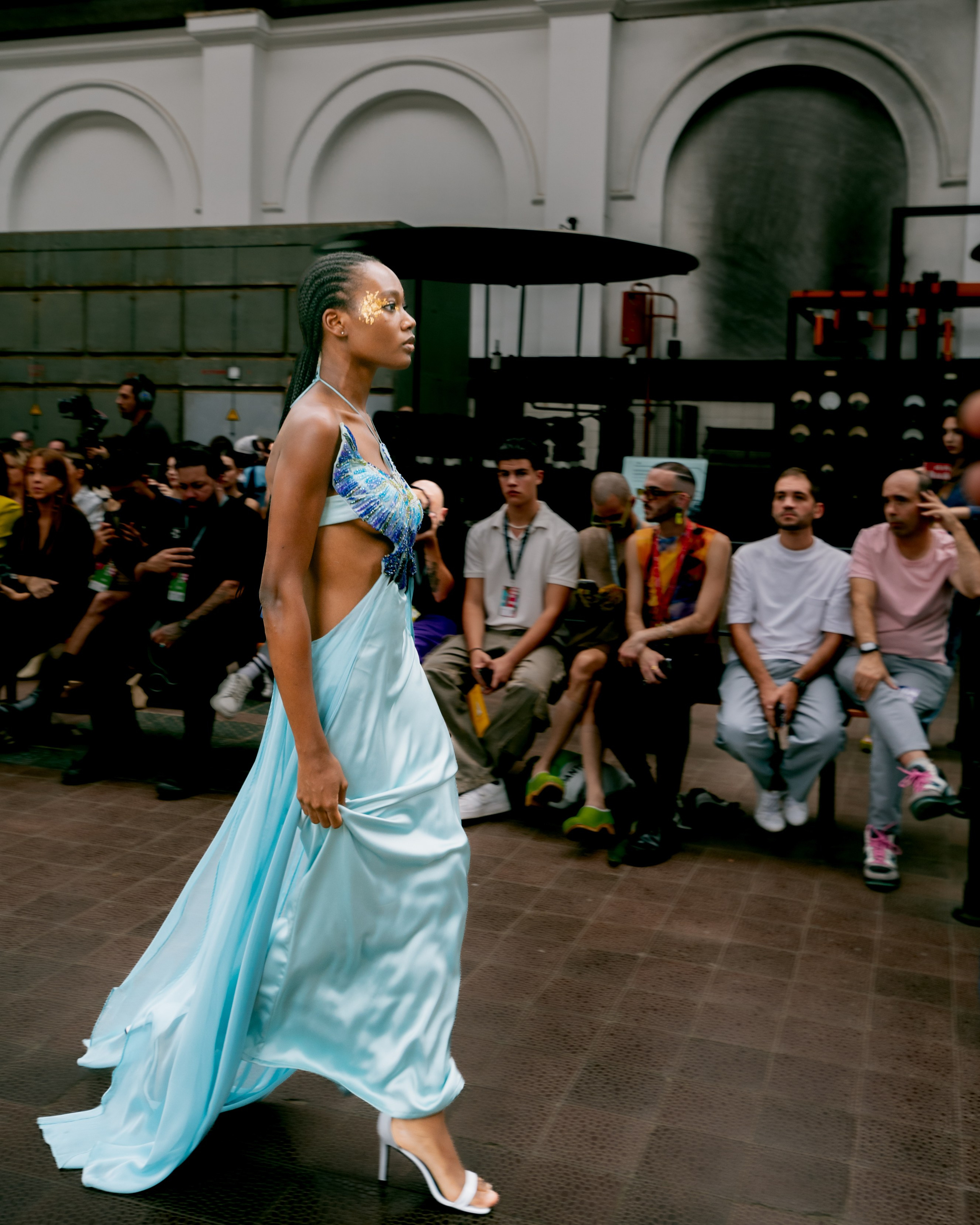 PORTUGAL FASHION WEEK SEPTEMBER 2023. Anastasiia Antoniuk portrait, family and couple photographer, Portugal