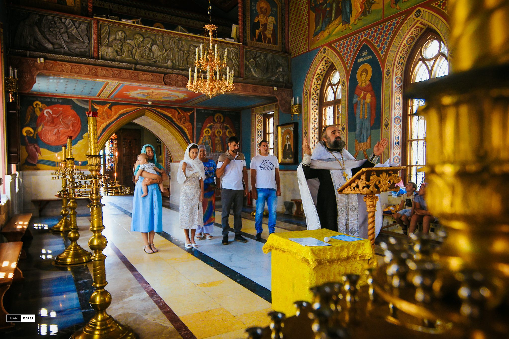 «Церковь всех Крымских святых и Федора Стратилата» Крещение Алушта. Фотограф в Крыму Григорий