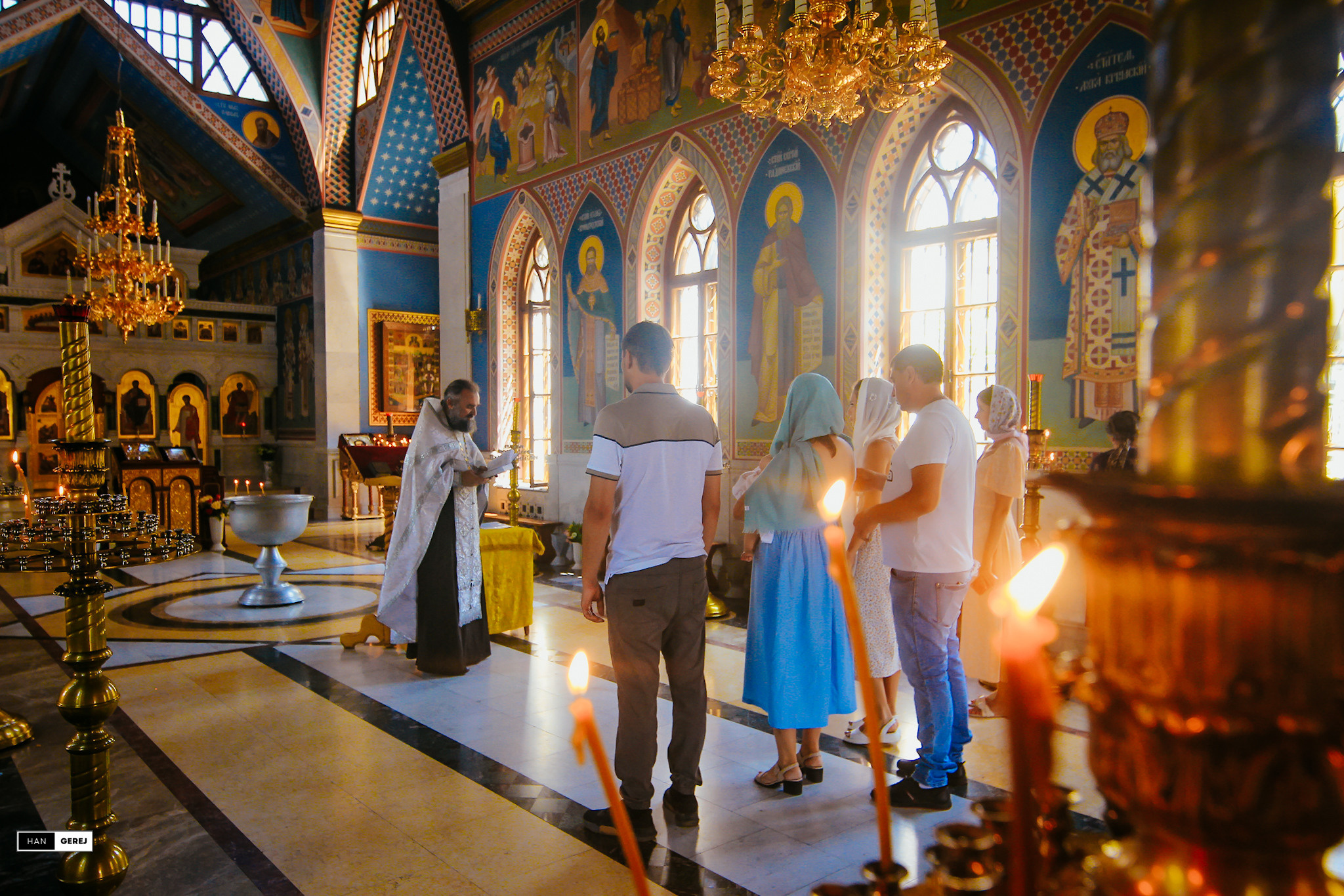 «Церковь всех Крымских святых и Федора Стратилата» Крещение Алушта. Фотограф в Крыму Григорий