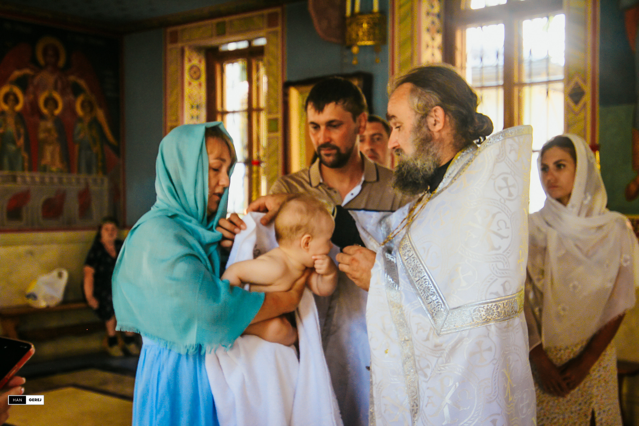 «Церковь всех Крымских святых и Федора Стратилата» Крещение Алушта. Фотограф в Крыму Григорий