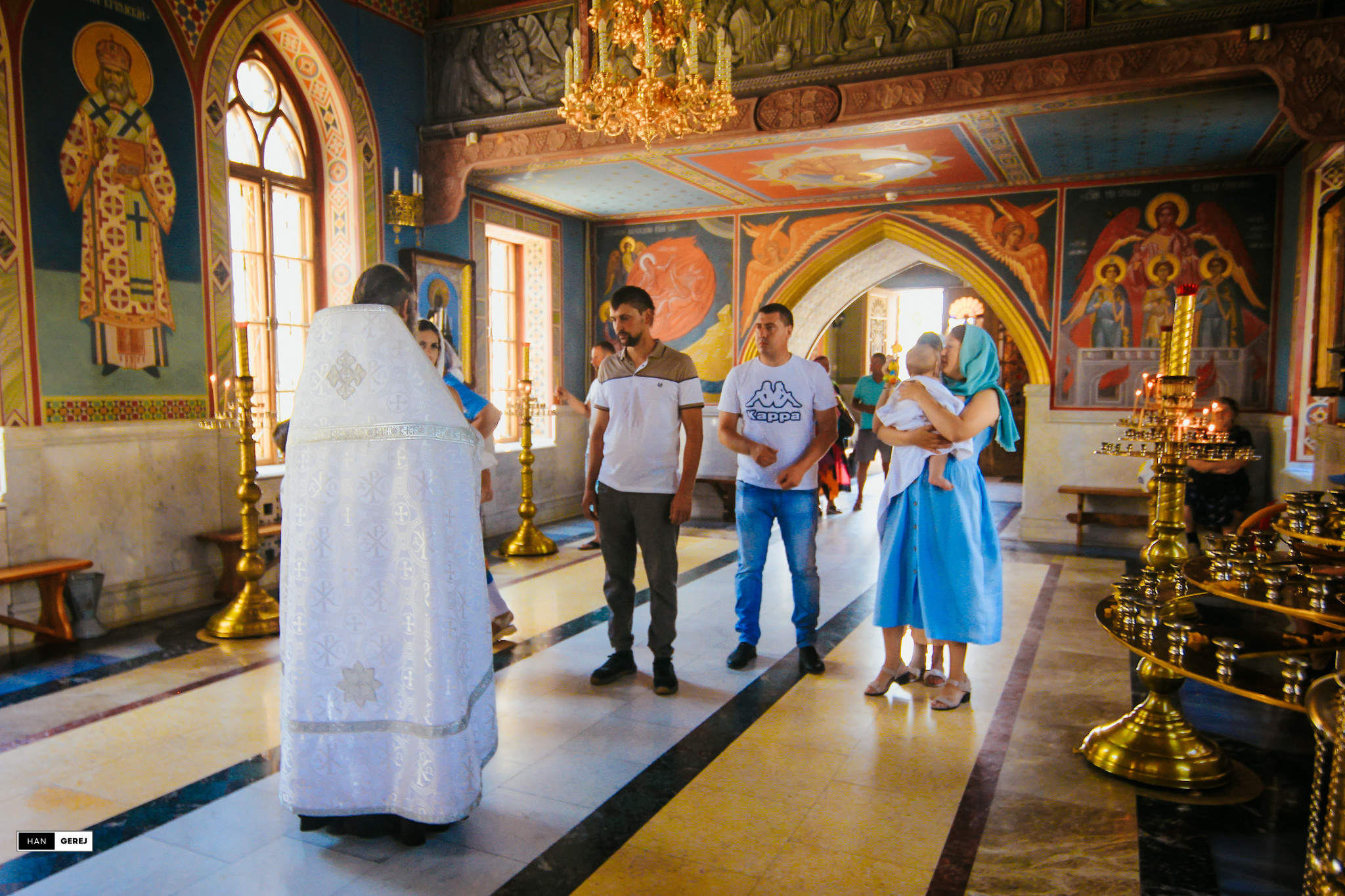 «Церковь всех Крымских святых и Федора Стратилата» Крещение Алушта. Фотограф в Крыму Григорий