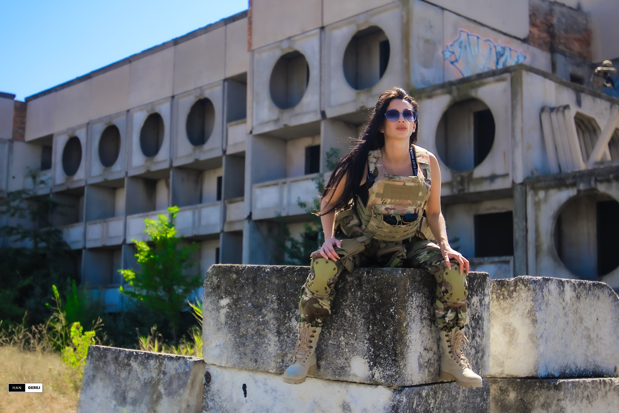 ANNA MILITARY. Фотограф в Крыму Григорий