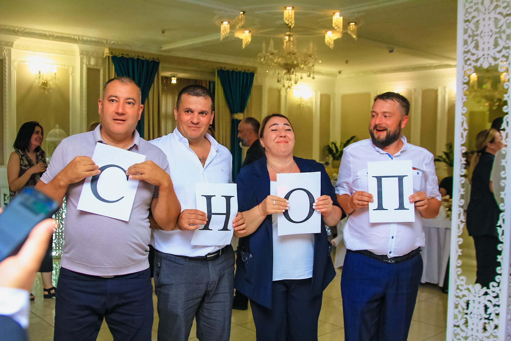 Выпускной «Али Баба» Симферополь. Фотограф в Крыму Григорий