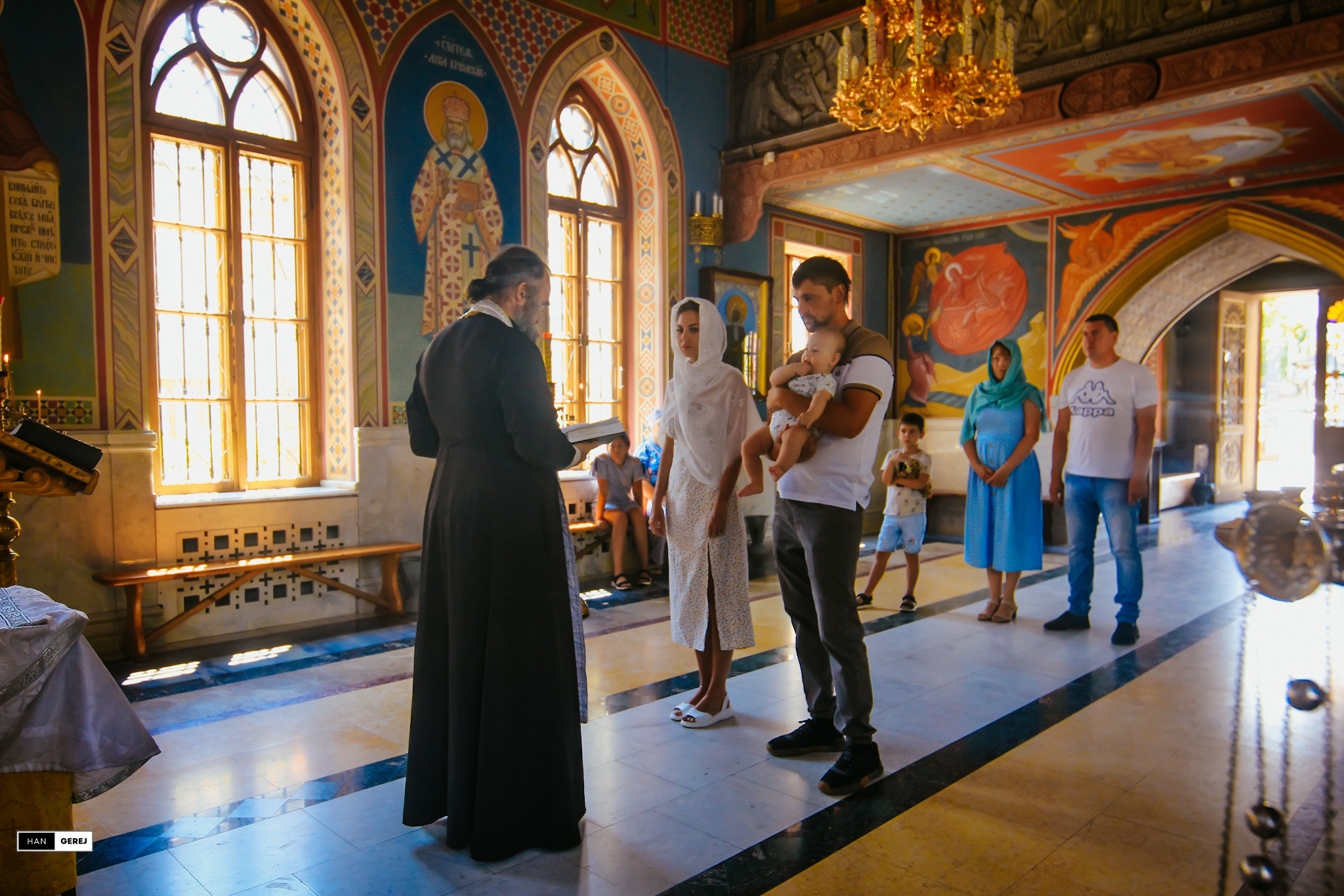 «Церковь всех Крымских святых и Федора Стратилата» Крещение Алушта. Фотограф в Крыму Григорий
