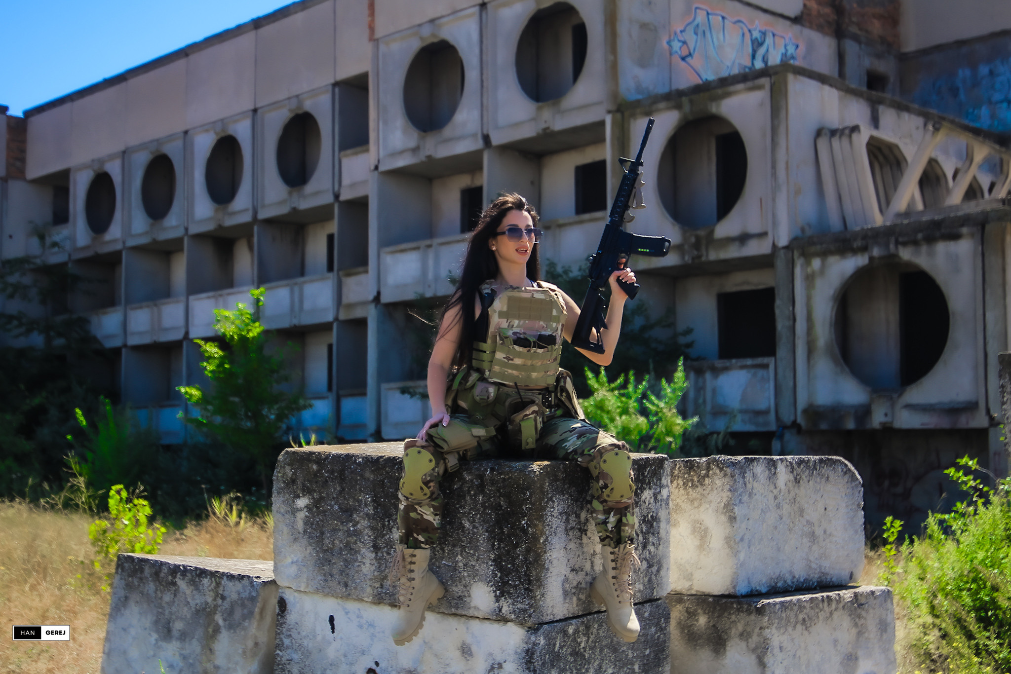 ANNA MILITARY. Фотограф в Крыму Григорий