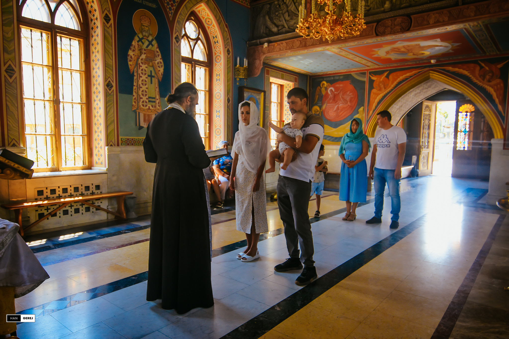 «Церковь всех Крымских святых и Федора Стратилата» Крещение Алушта. Фотограф в Крыму Григорий