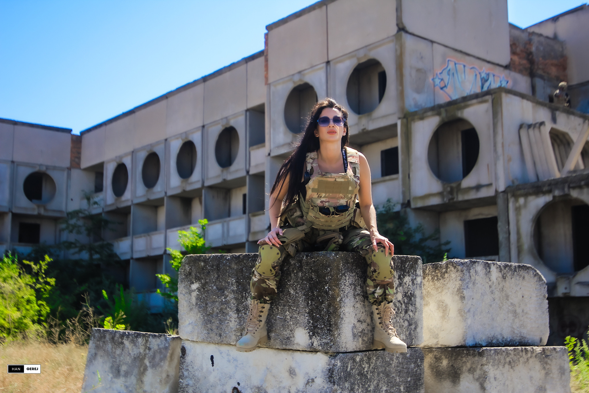 ANNA MILITARY. Фотограф в Крыму Григорий