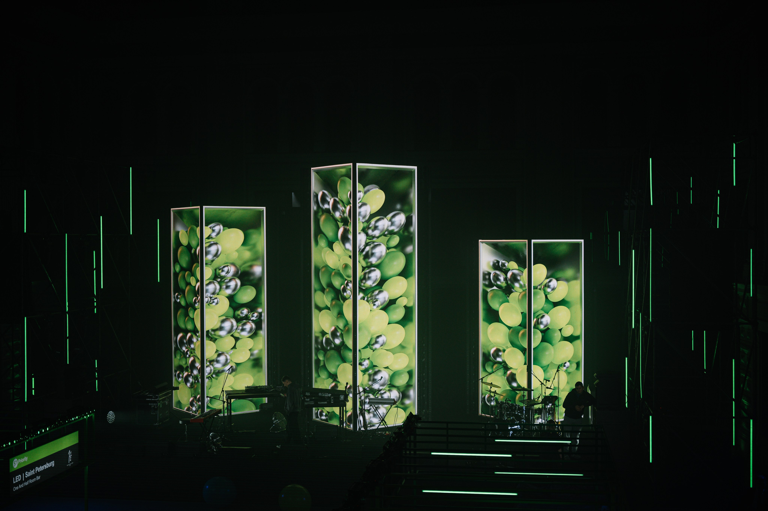 S7 Airlines — S7 Priority / 15th anniversary celebration. OOPS TEAM