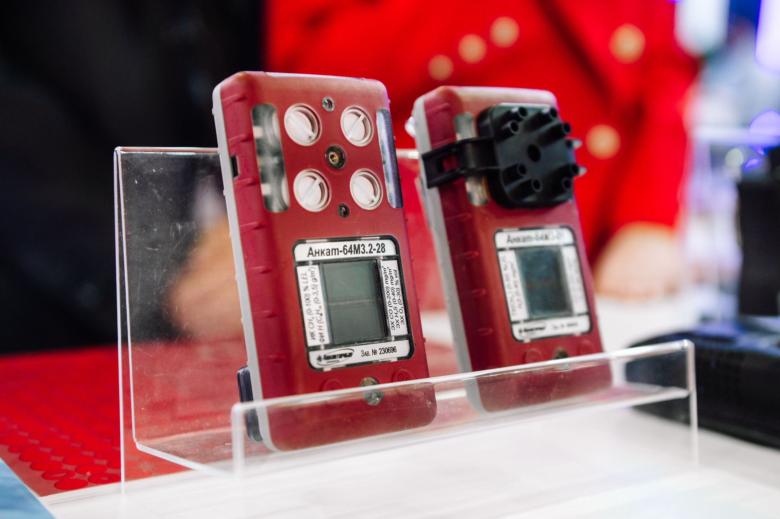 Аналитприбор на выставке Нефтегаз-24. Репортажный фотограф в Москве и по всему миру Степанова Юлия