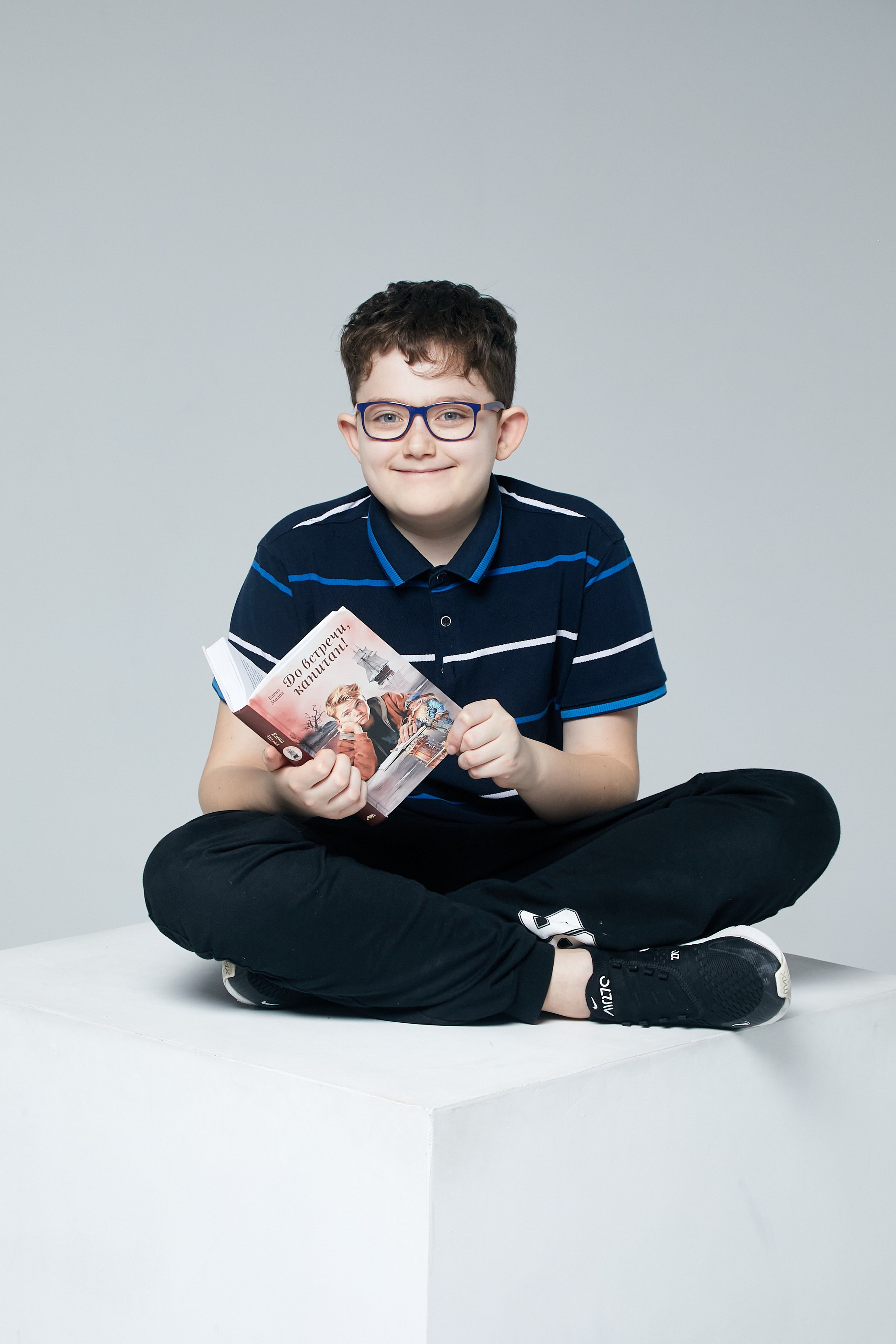 Портрет семьи в студии. Фотограф Михаил Коган — Москва 89267284460