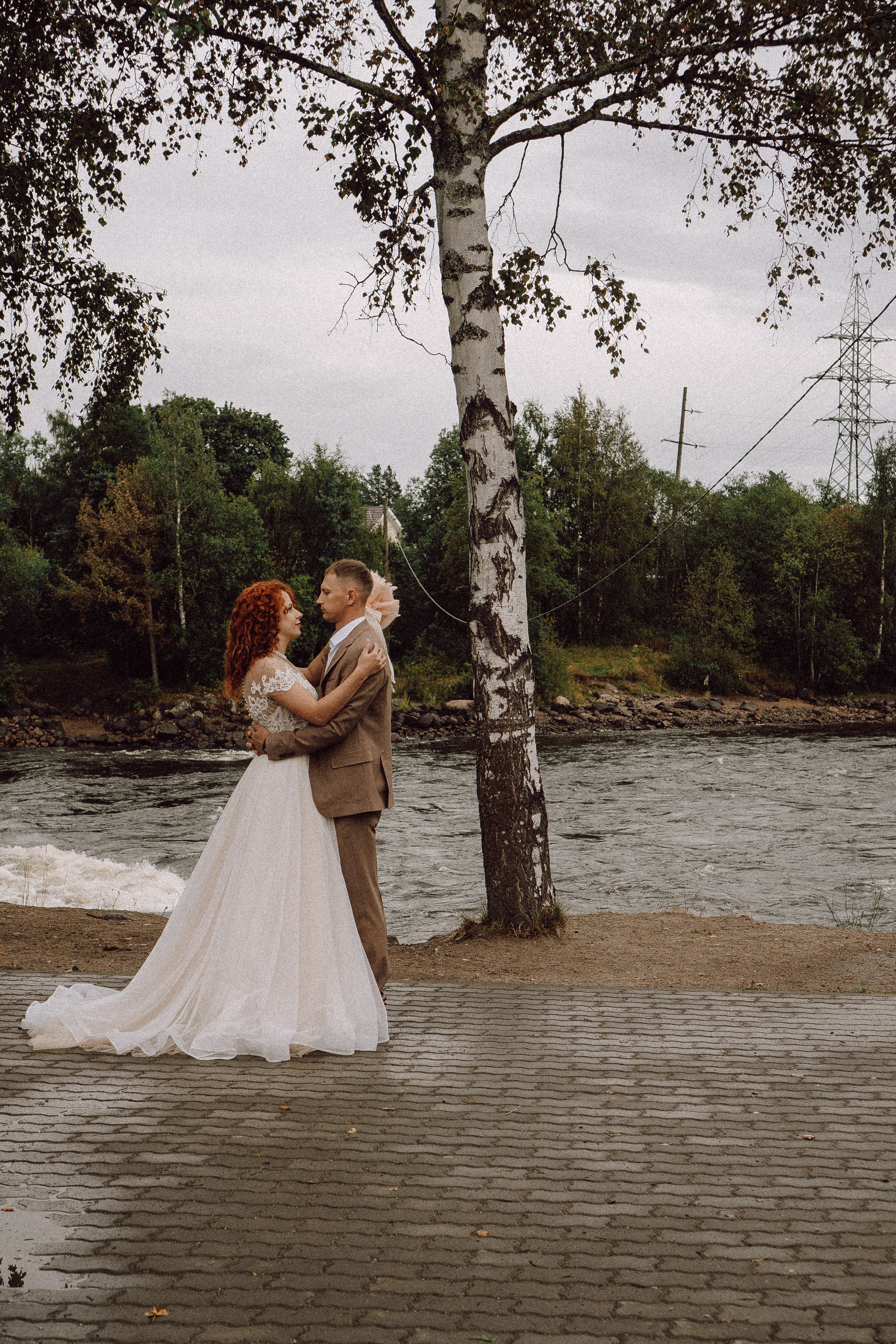 СВАДЕБНАЯ ФОТОСЕССИИЯ ПАРЫ В ГОРОДЕ ПРИОЗЕРСК В СОСНОВОМ ЛЕСУ И С ПИКАПОМ. Профессиональный фотограф, Санкт-Петербург — Виктория Богомолова