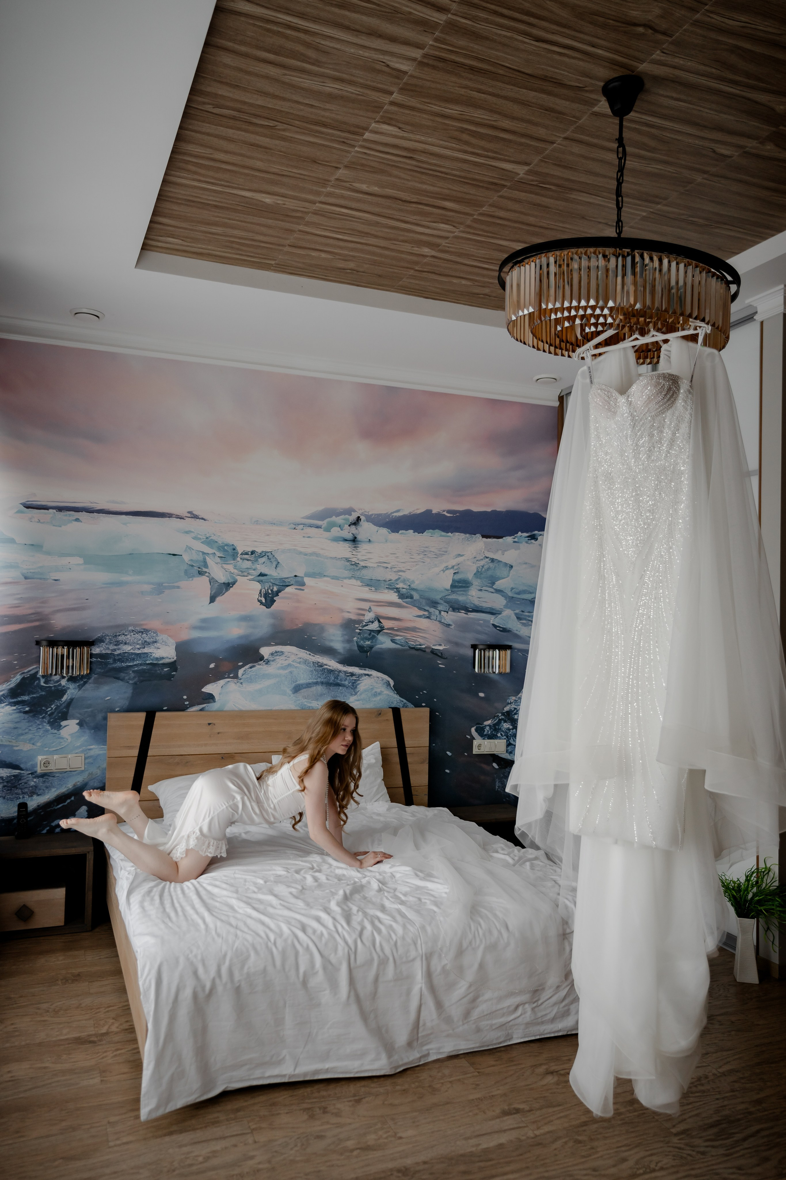 СВАДЕБНАЯ СЬЕМКА СБОРОВ В ОТЕЛЕ И ВЫЕЗД НА ЦЕРЕМОНИЮ (СНЯТО В СИБИРЕ В НИЖНЕВАРТОВСКЕ). Профессиональный фотограф, Санкт-Петербург — Виктория Богомолова