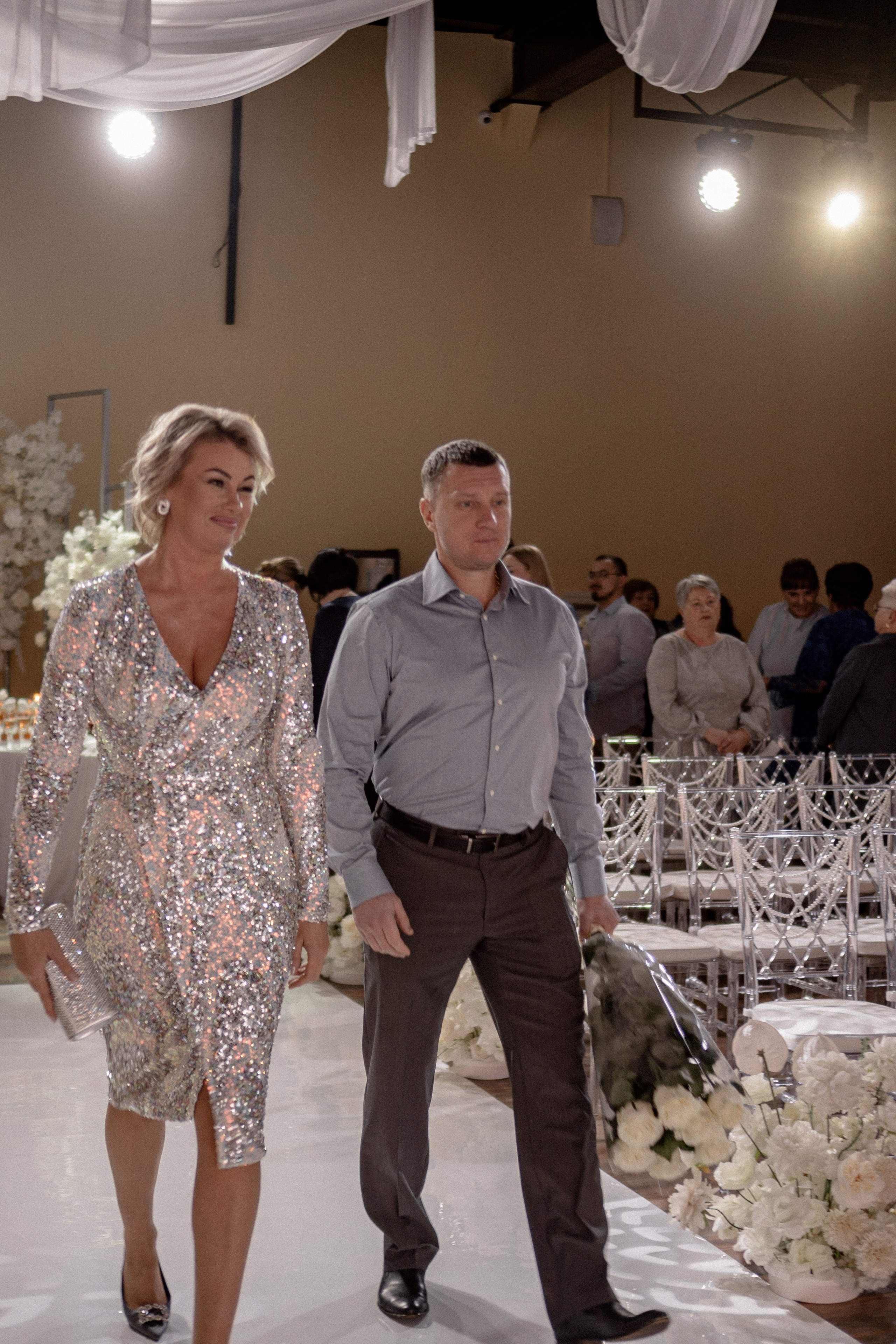 СВАДЕБНАЯ СЬЕМКА СБОРОВ В ОТЕЛЕ И ВЫЕЗД НА ЦЕРЕМОНИЮ (СНЯТО В СИБИРЕ В НИЖНЕВАРТОВСКЕ). Профессиональный фотограф, Санкт-Петербург — Виктория Богомолова