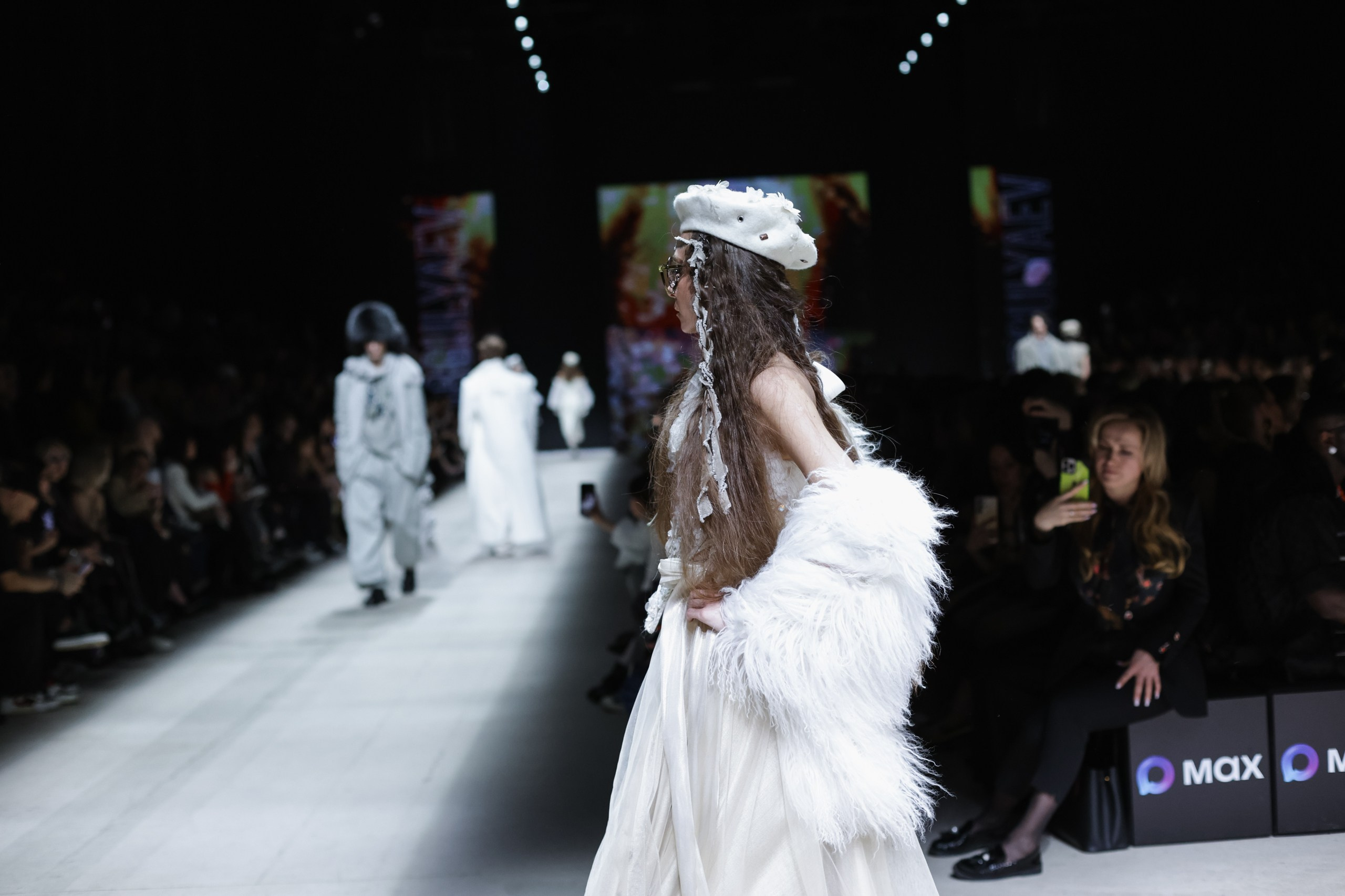 Показ IGOR GULYAEV — Moscow Fashion Week 19/03. Jane Kudryavtseva | MODEL PHOTO, PORTRAIT & EVENTS