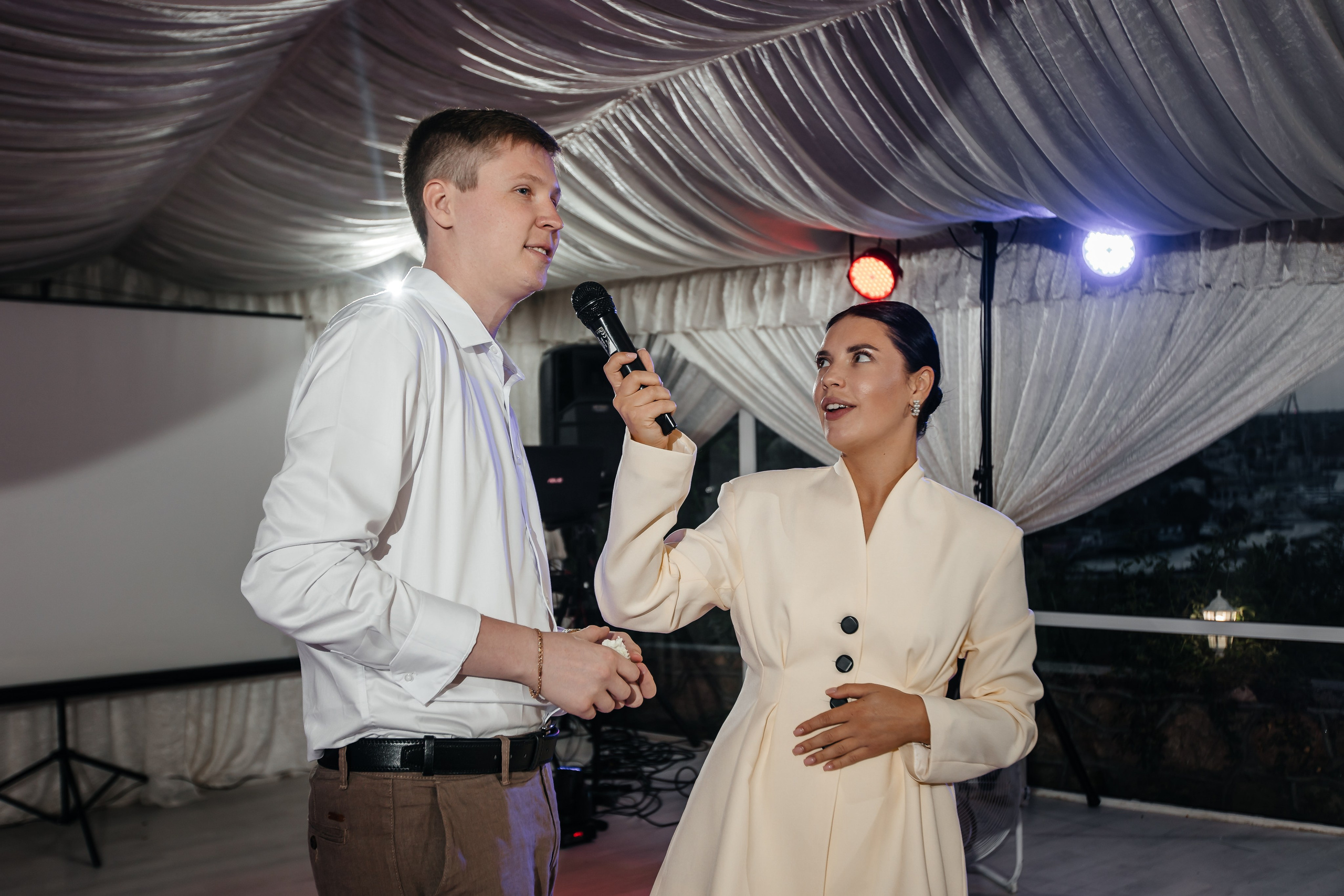 Анонс свадьбы Юлии и Игоря. Городская лавстори в Севастополе. Свадебный фотограф в Крыму и Севастополе Ольга Баскакова