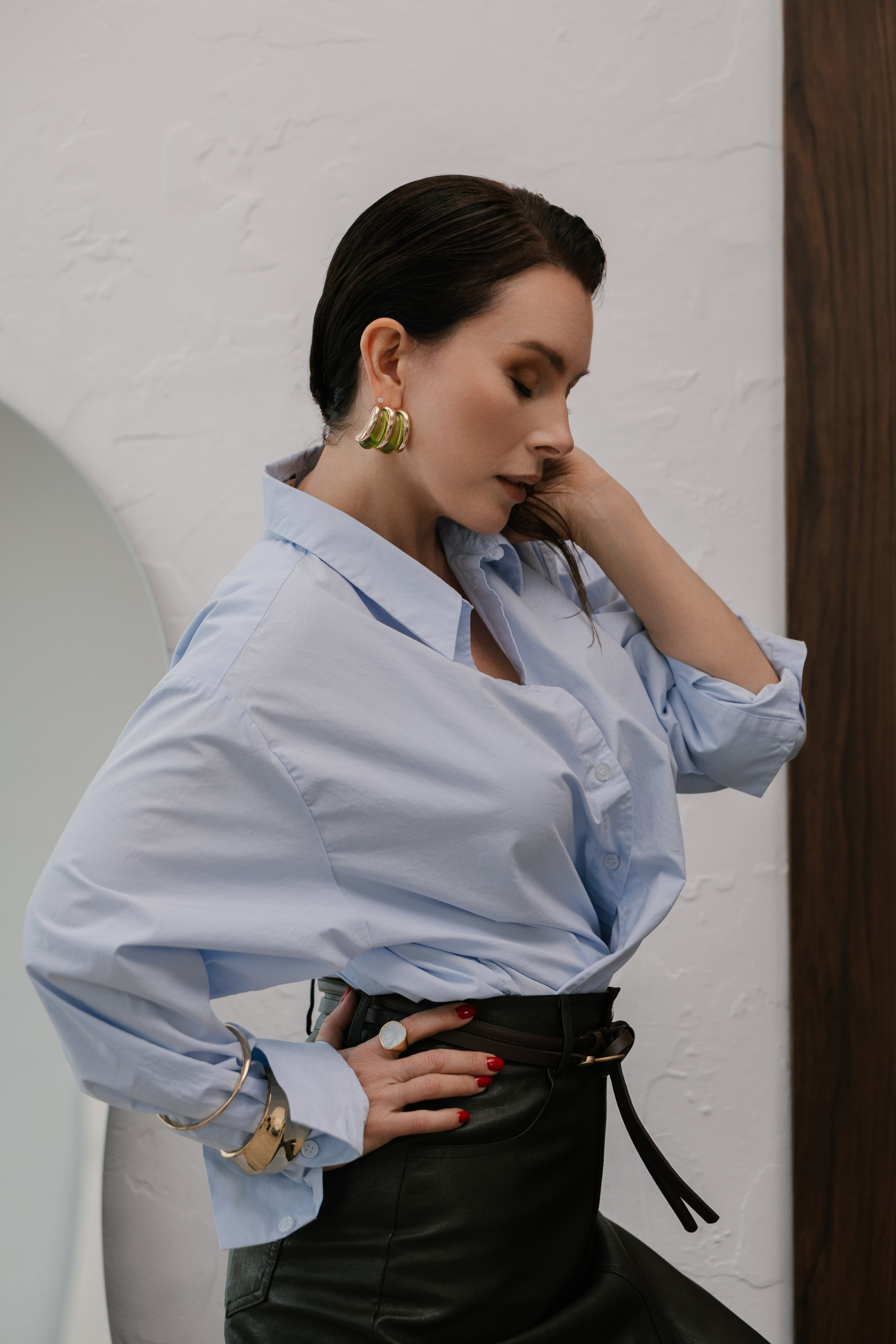 Ты в студии. Вита Овчинникова. Фотограф в Новосибирске. Снимаю женские портреты, контент для блогеров и брендов