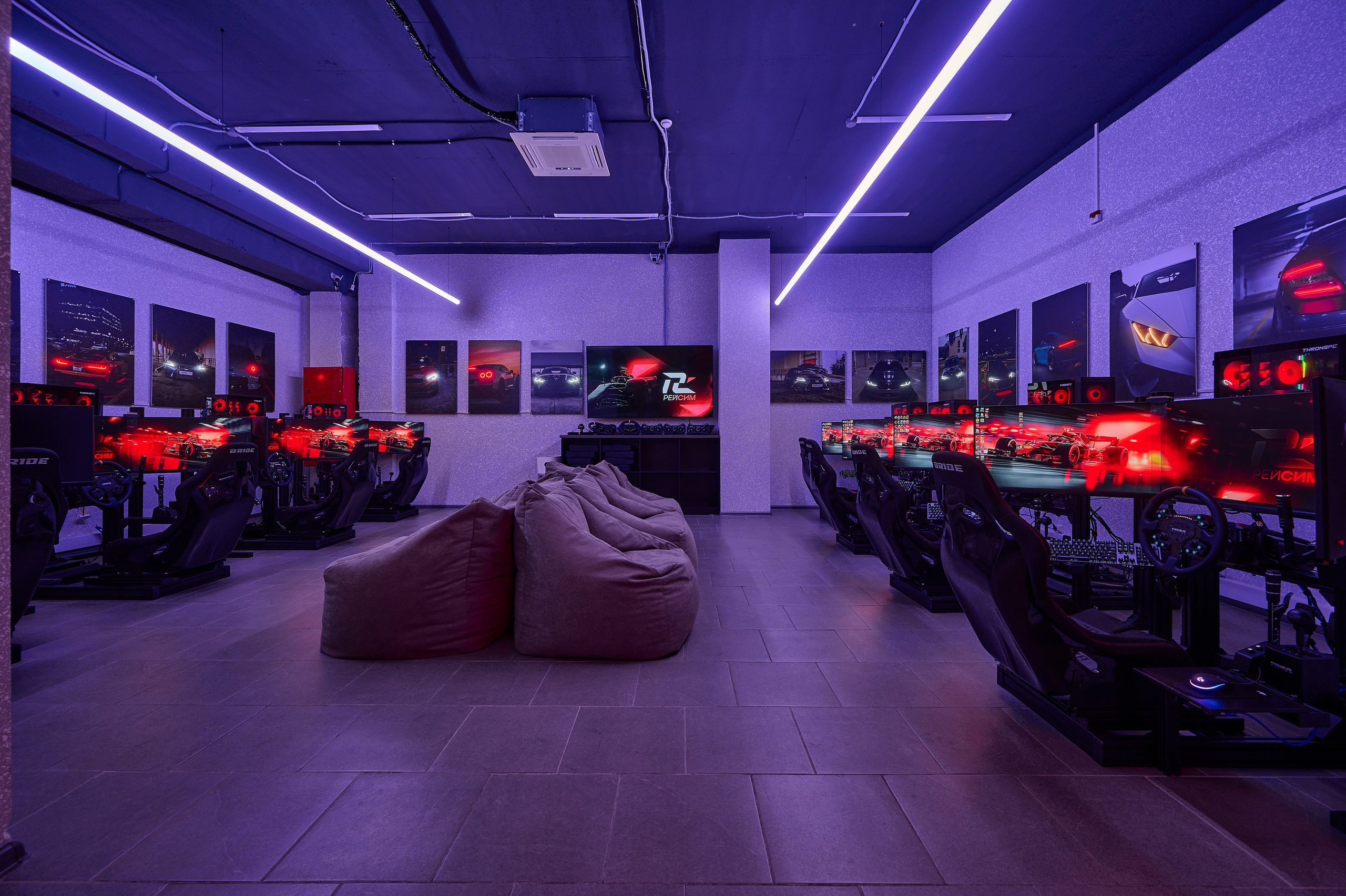 РЕЙСИМ Гоночные автосимуляторы. Интерьерный фотограф в Краснодаре