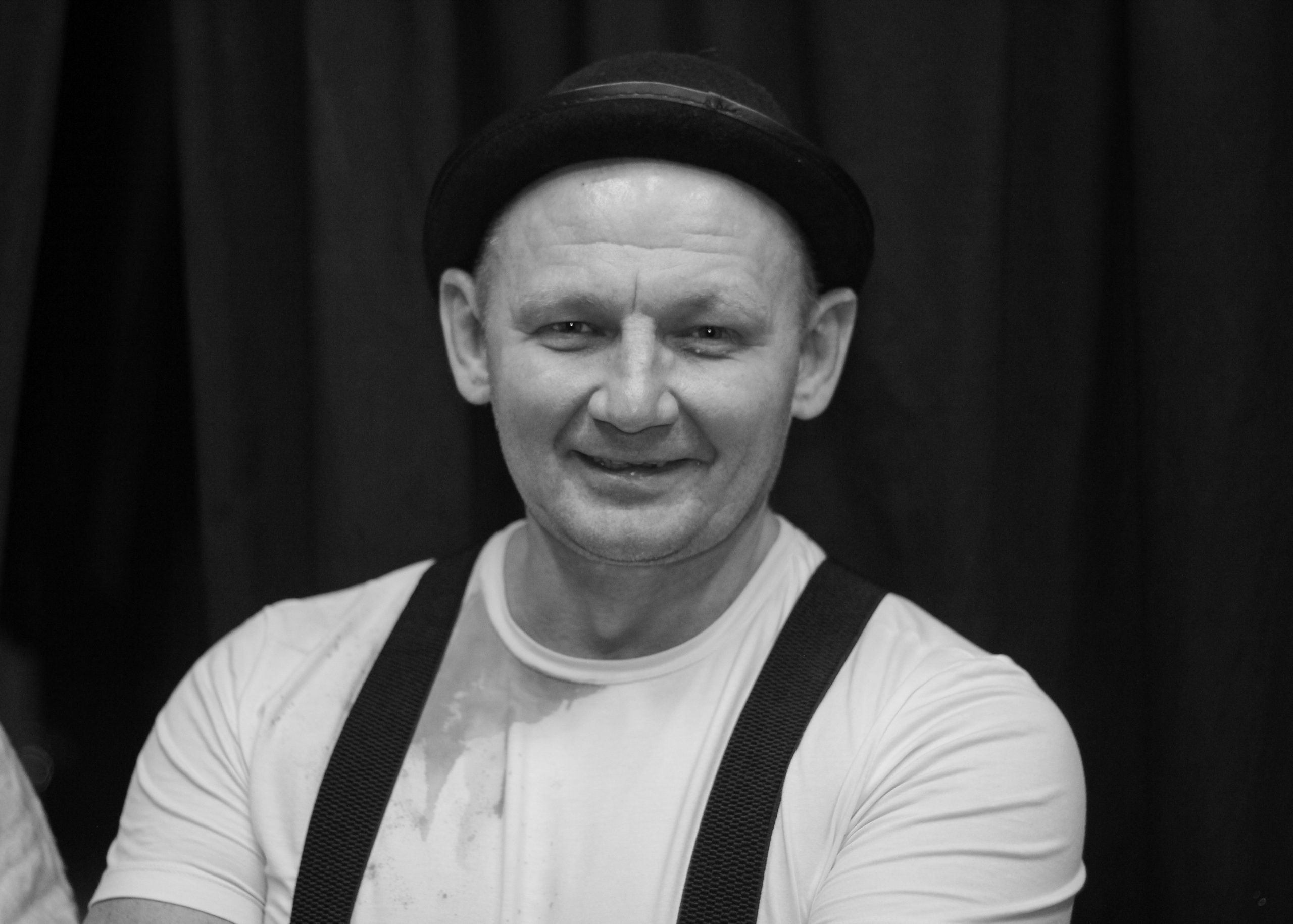 Репортаж спектакль. Портретный фотограф DanilNabody