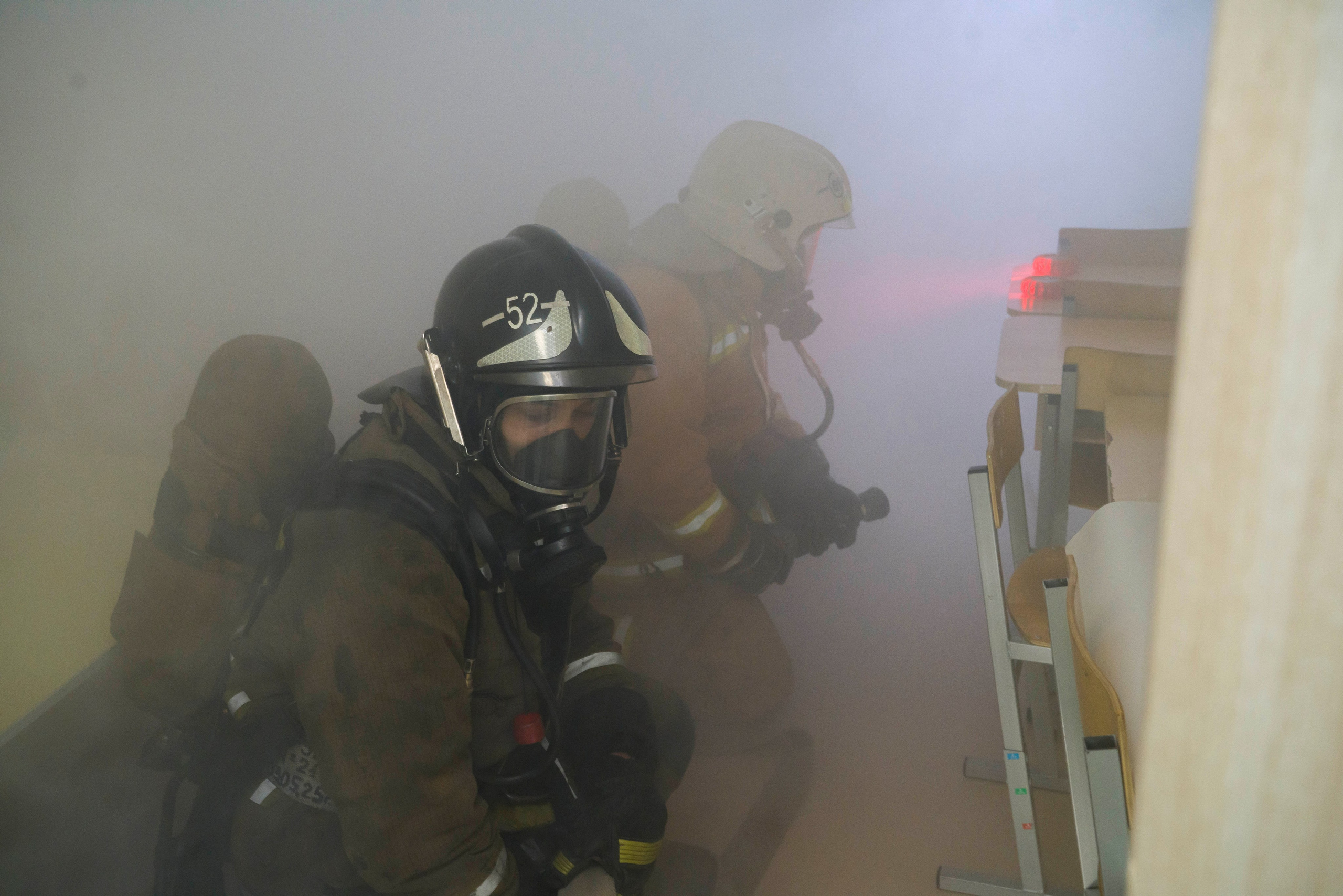 МЧС тренировка эвакуации в школе. Фотограф в Санкт-Петербурге. Репортажная и все съёмки для бизнеса
