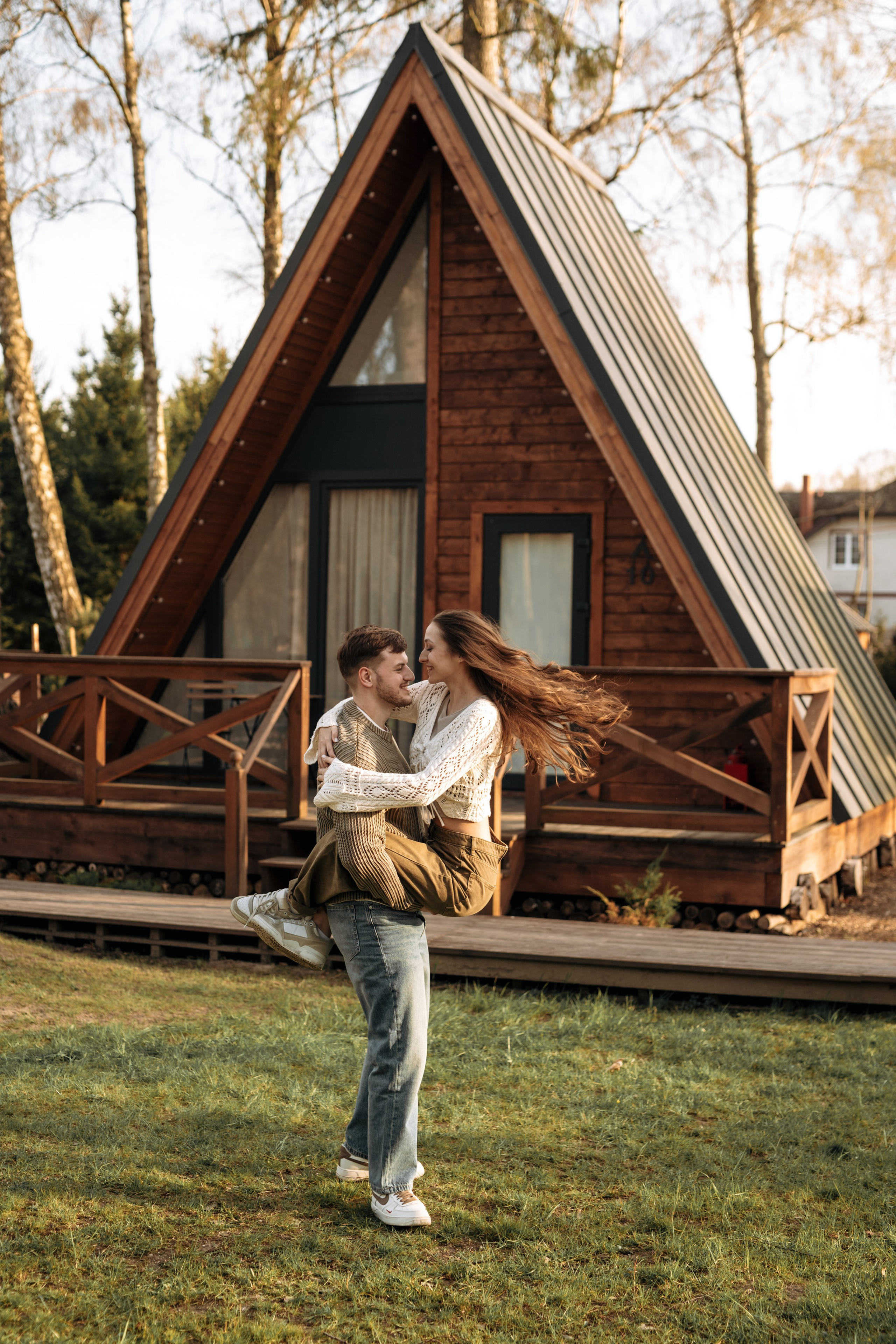 Фотосессия Love Story в глэмпинге для Влады и Виктора. Свадебный фотограф в Тамбове Павел Четвертков