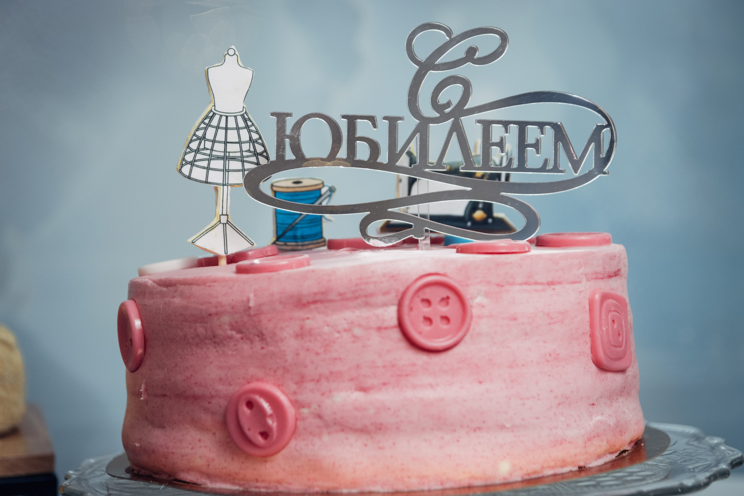 Торт именинницы Любови