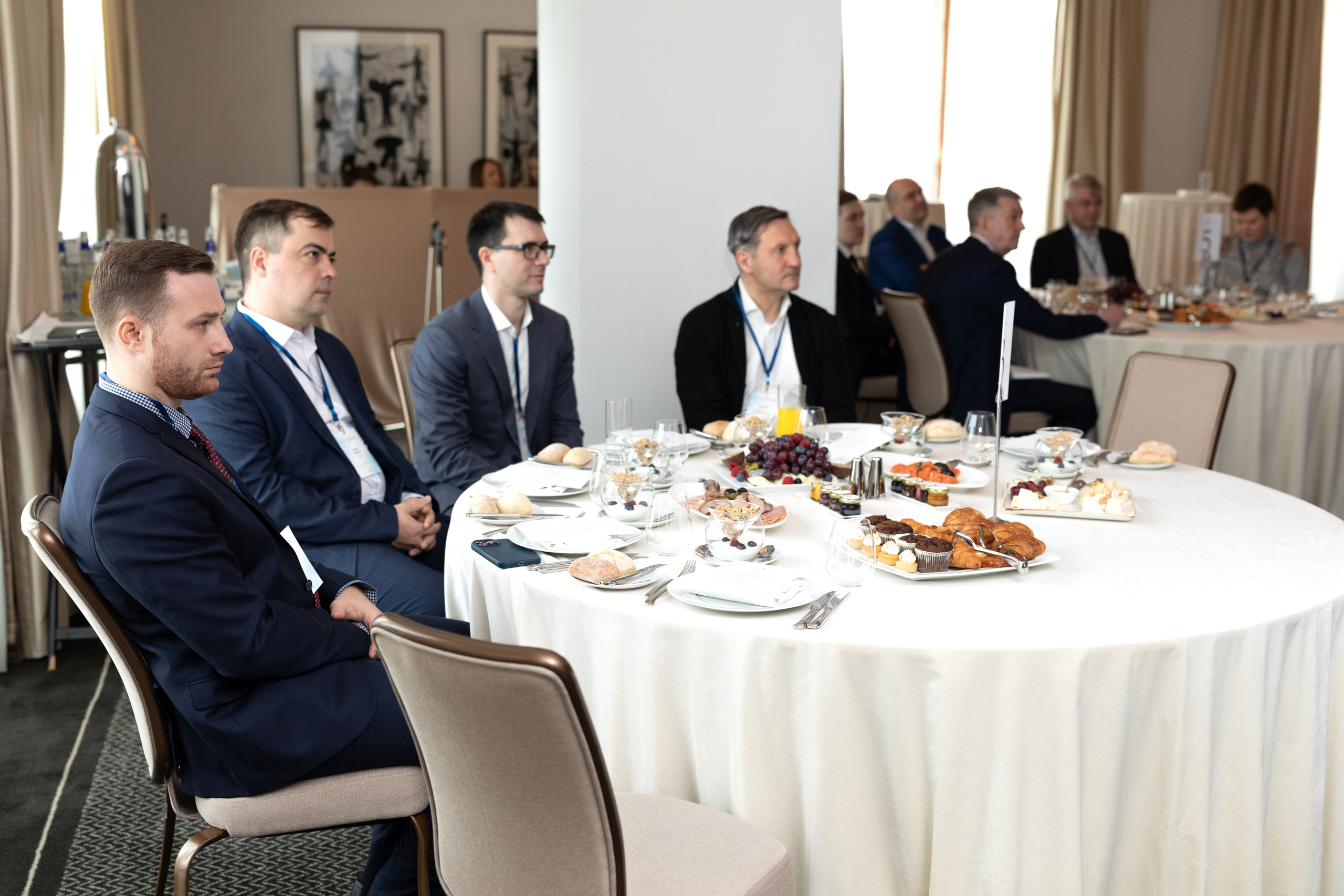 Бизнес-завтрак. Фотограф в Москве — Максим Тарасенко