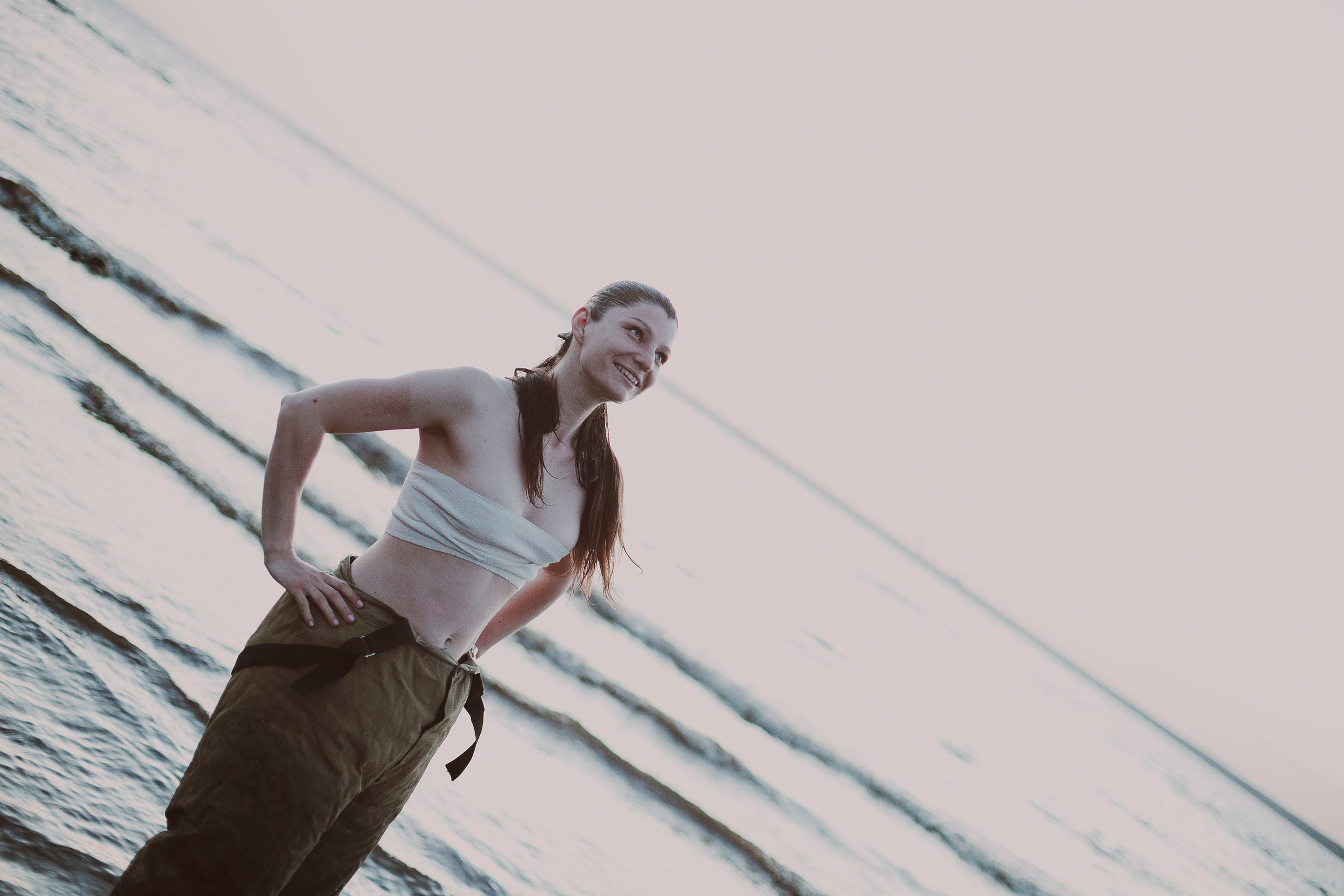 Настя. Фотосессия с огнем и водой. Портретный и эротический фотограф Ирина Подборская (18+)