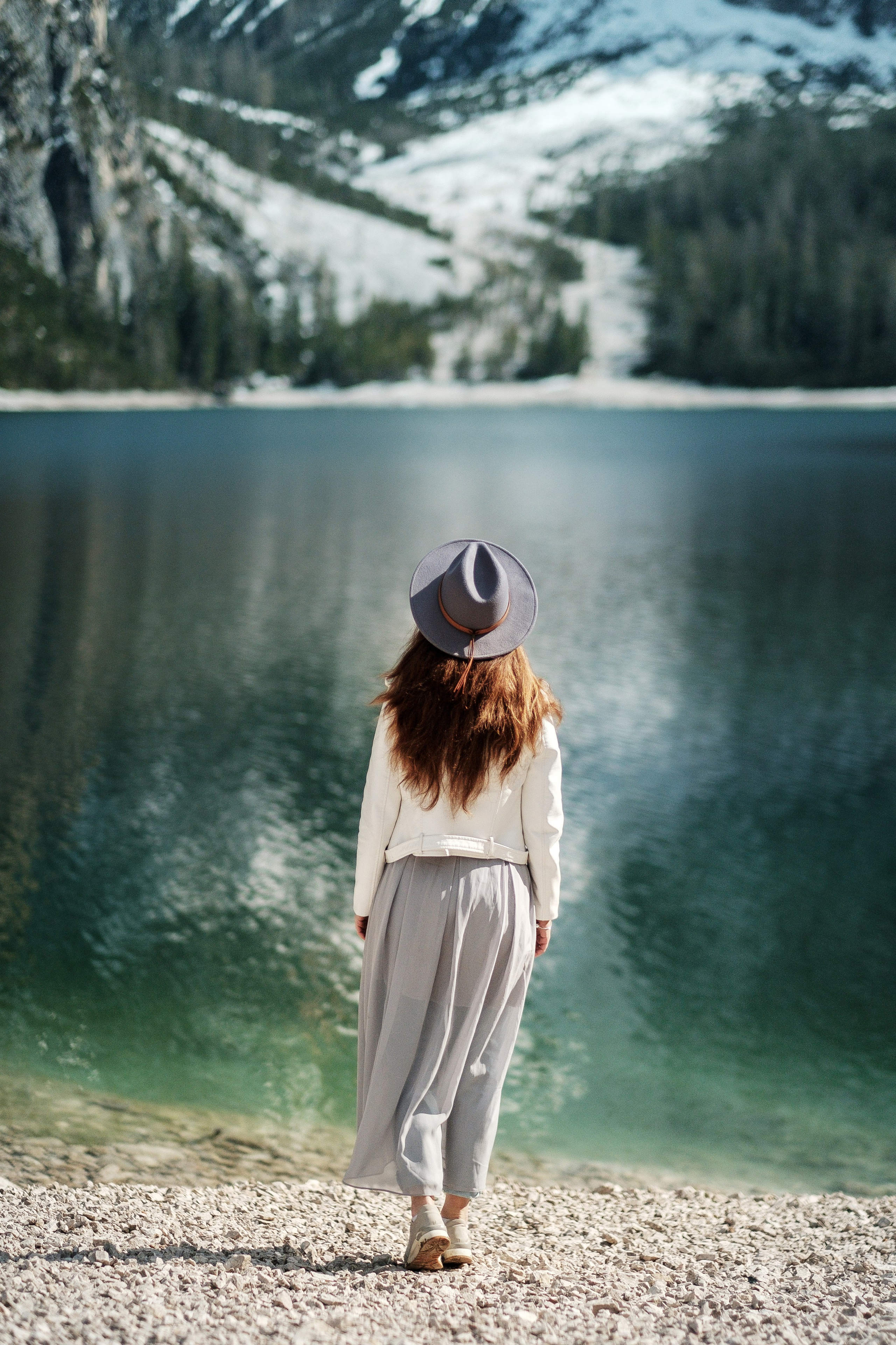 Фотографии для интерьера. Oleg Samoilov is a documentary photographer for brands that value an honest story