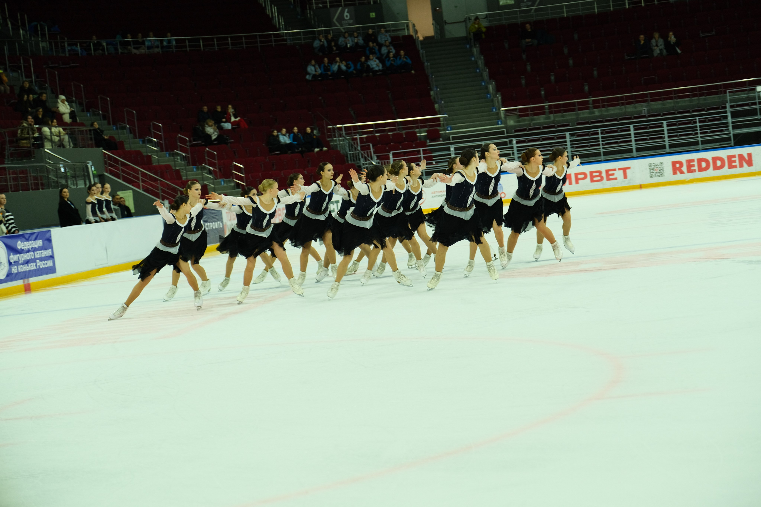 «Самарочка» этап кубка России по синхронному фигурному катанию. Александр Носов. Портретный и репортажный фотограф в Самаре