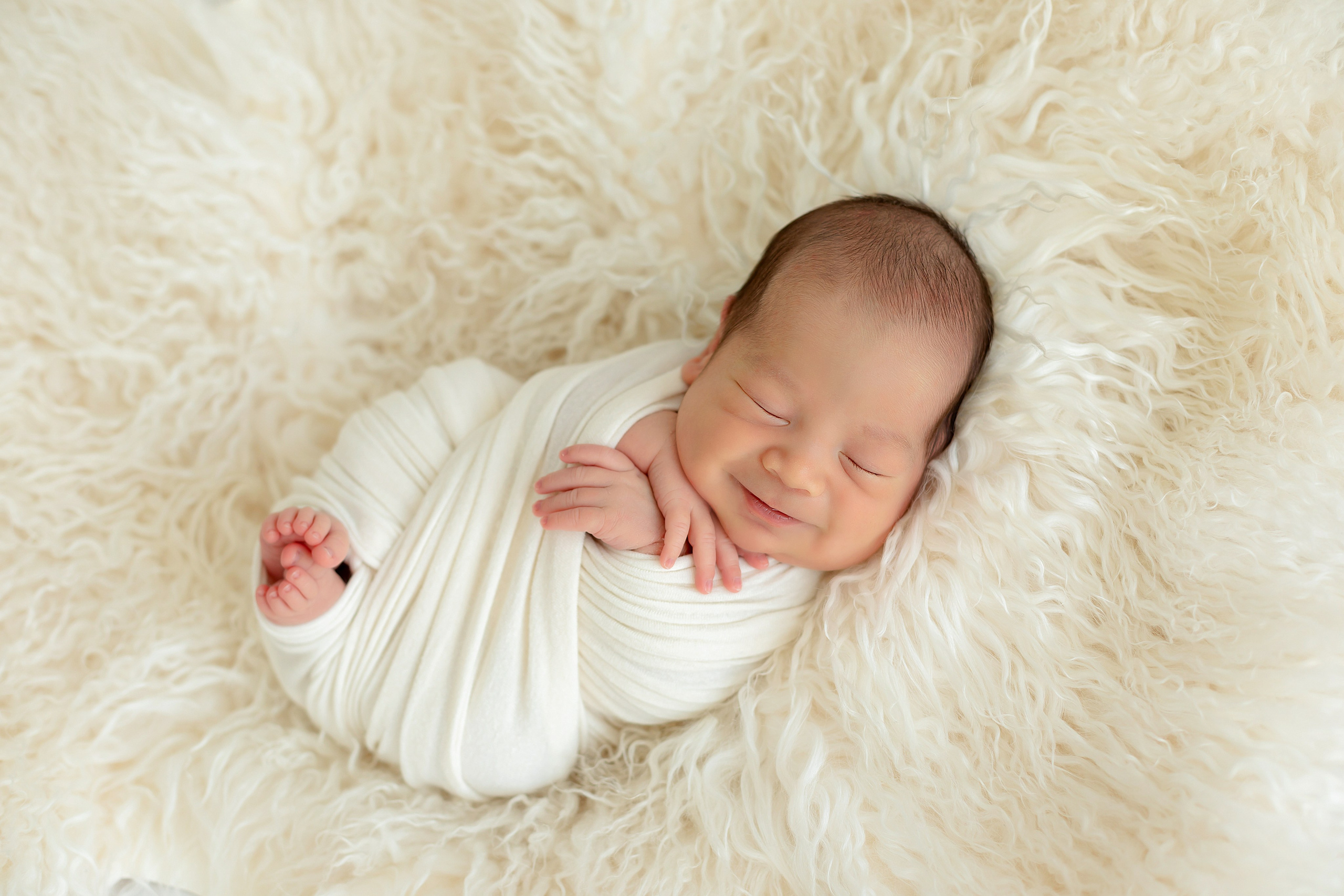 Новорожденные до 28 дней. Фотограф новорожденных в Тюмени