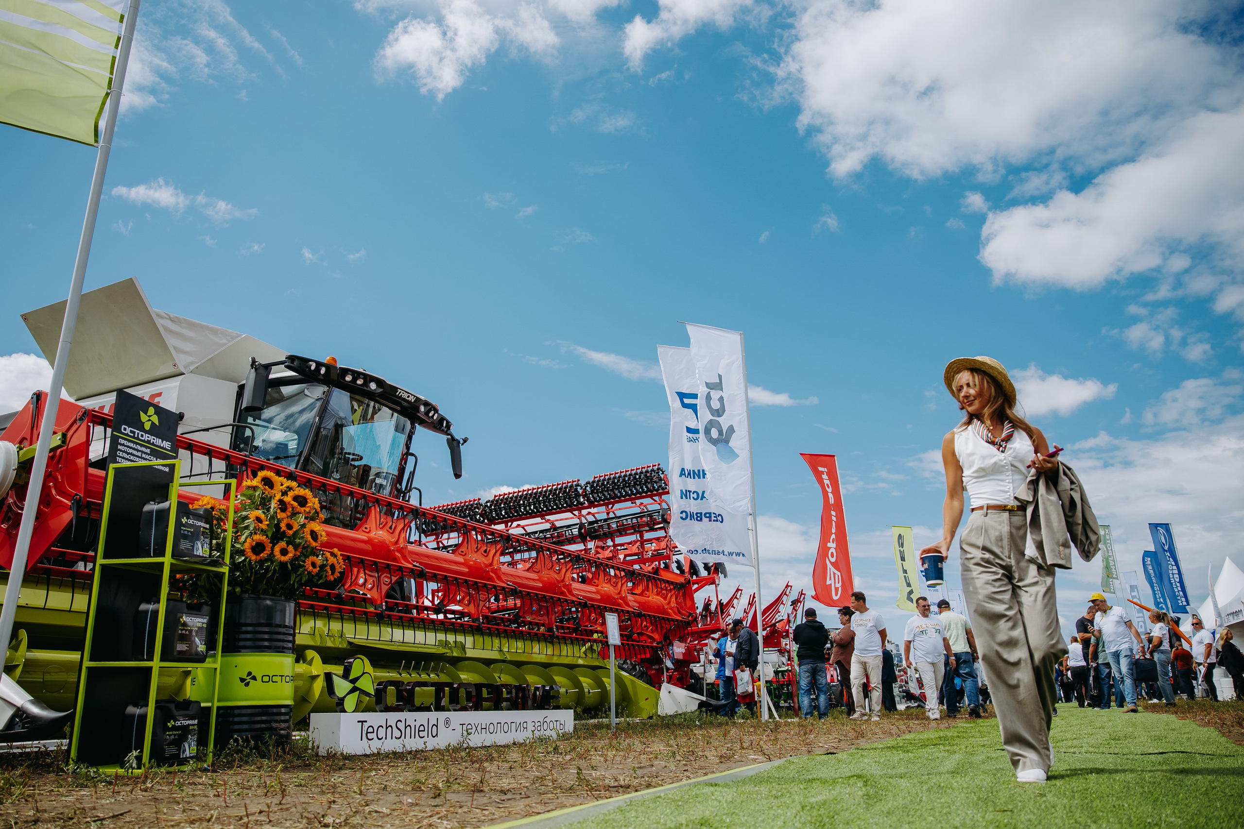 Мировая Техника — День поля. Фотограф в Саратове Александр Кухаренко. И не только в Саратове :)