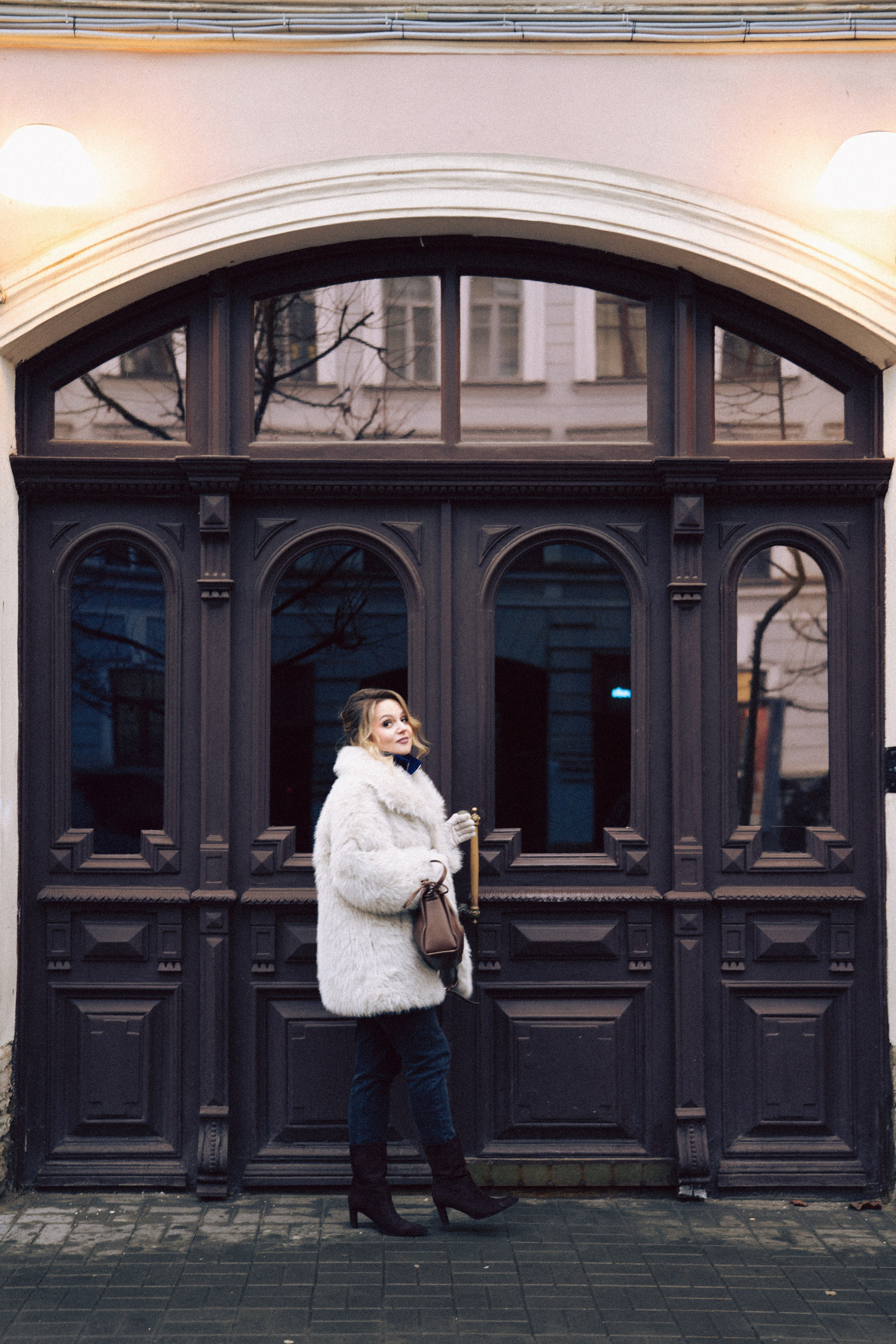 НОВОГОДНЯЯ ФОТОСЕСИИЯ В СТУДИИ ДЛЯ ДЕВУШКИ И ПРОГУЛКА ПО ЧЕРНЫШЕВСКОЙ. Профессиональный фотограф, Санкт-Петербург — Виктория Богомолова