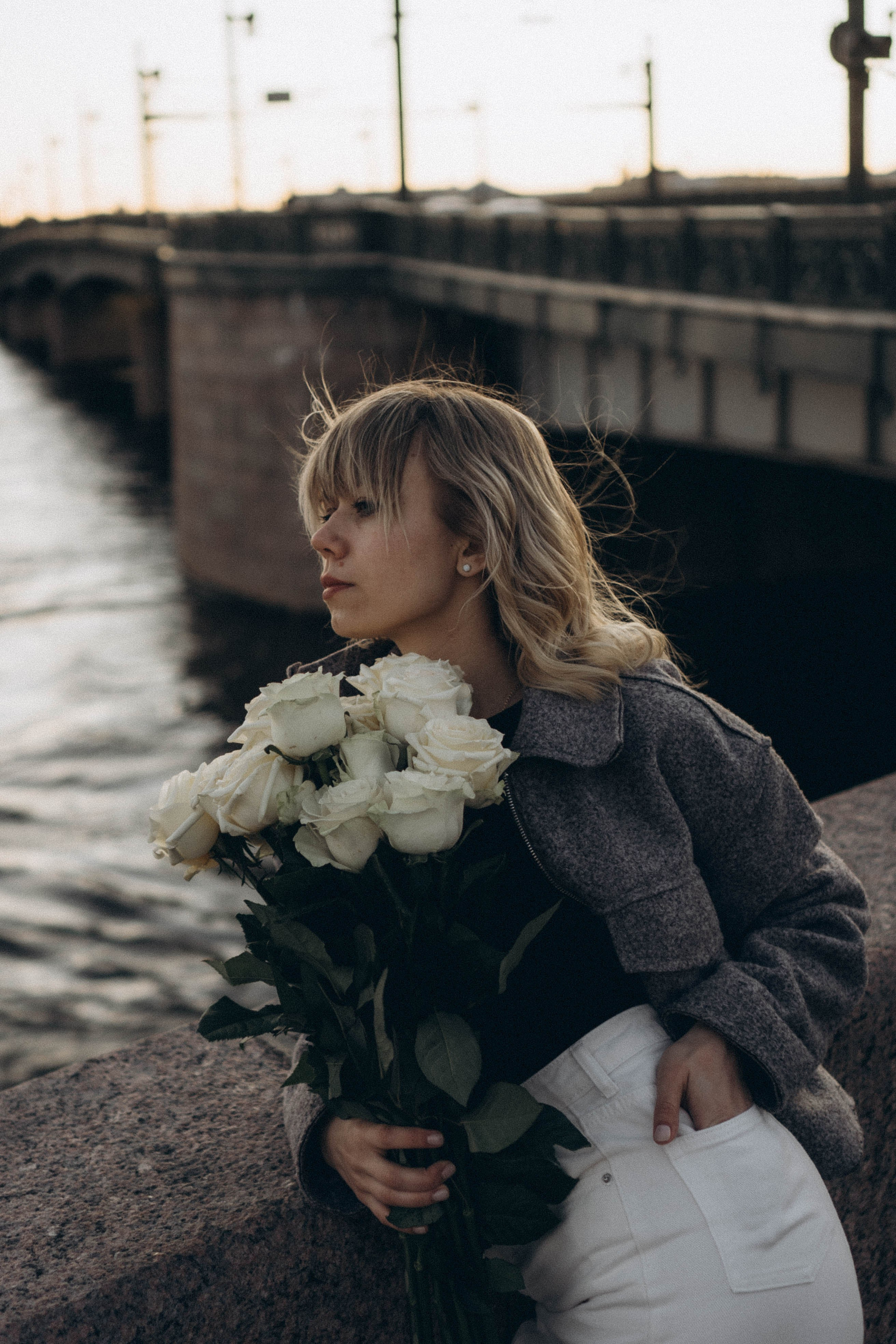 ПРОГУЛКА ПО ГОРОДУ В БЕЛЫЕ НОЧИ (другой вариант). Профессиональный фотограф, Санкт-Петербург — Виктория Богомолова