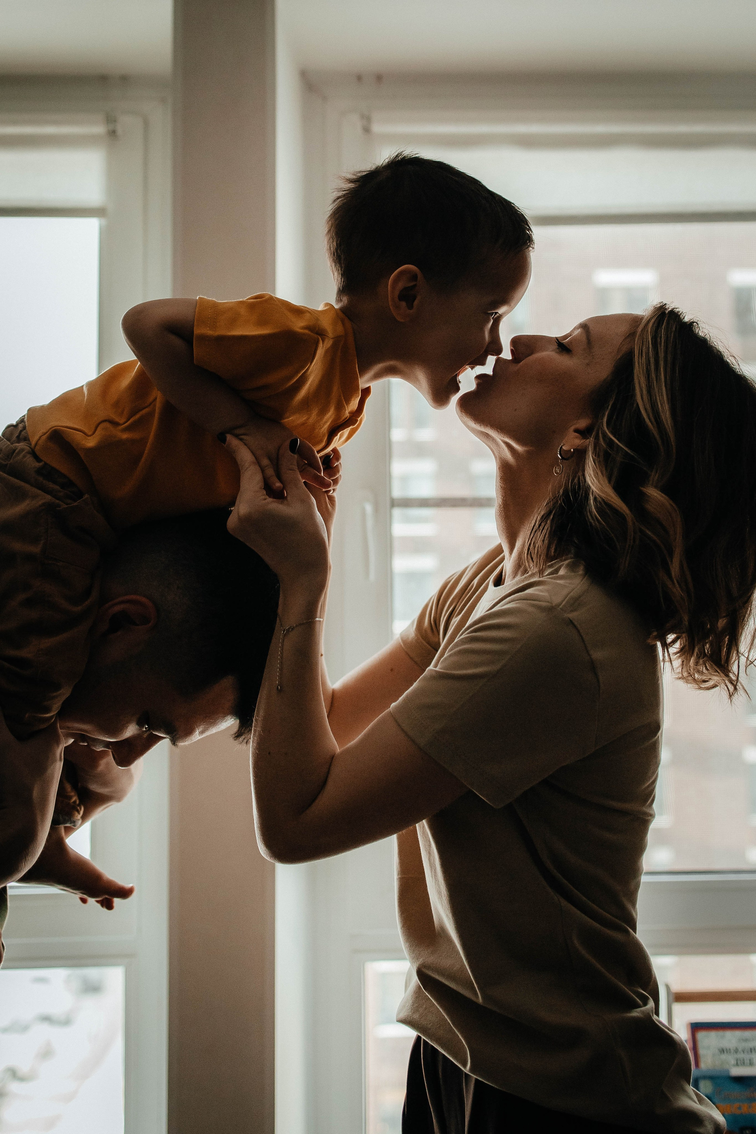 Домашняя фотосессия для Антона, Юлии и Тимура. Семейный фотограф в Москве, Щелково, Фрязино _ Виктория Степанова