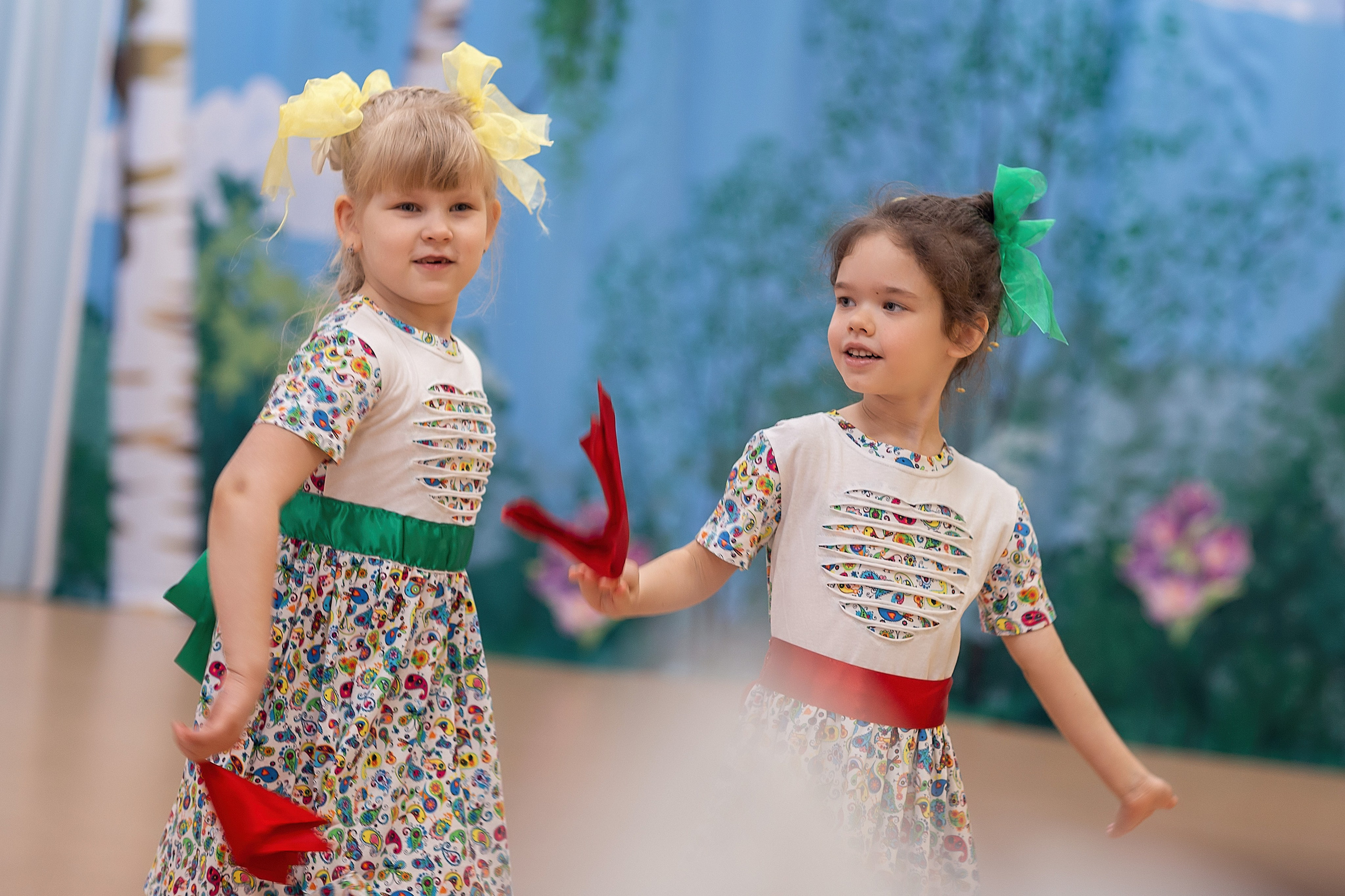 Весенний утренник_старшая группа_2025. Семейный фотограф в Санкт-Петербурге