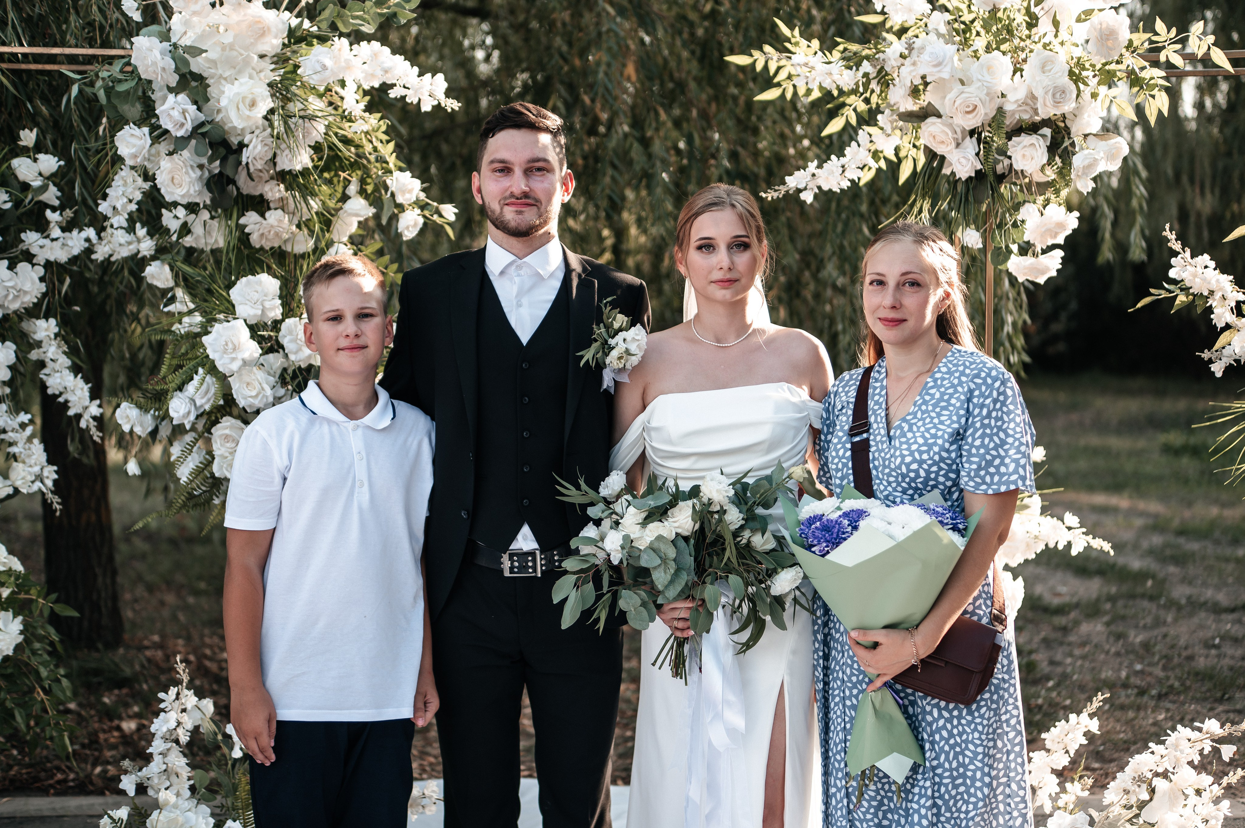 Даниил и Валерия. Черная утка. Полный день. Фотограф Екатерина Бочарникова