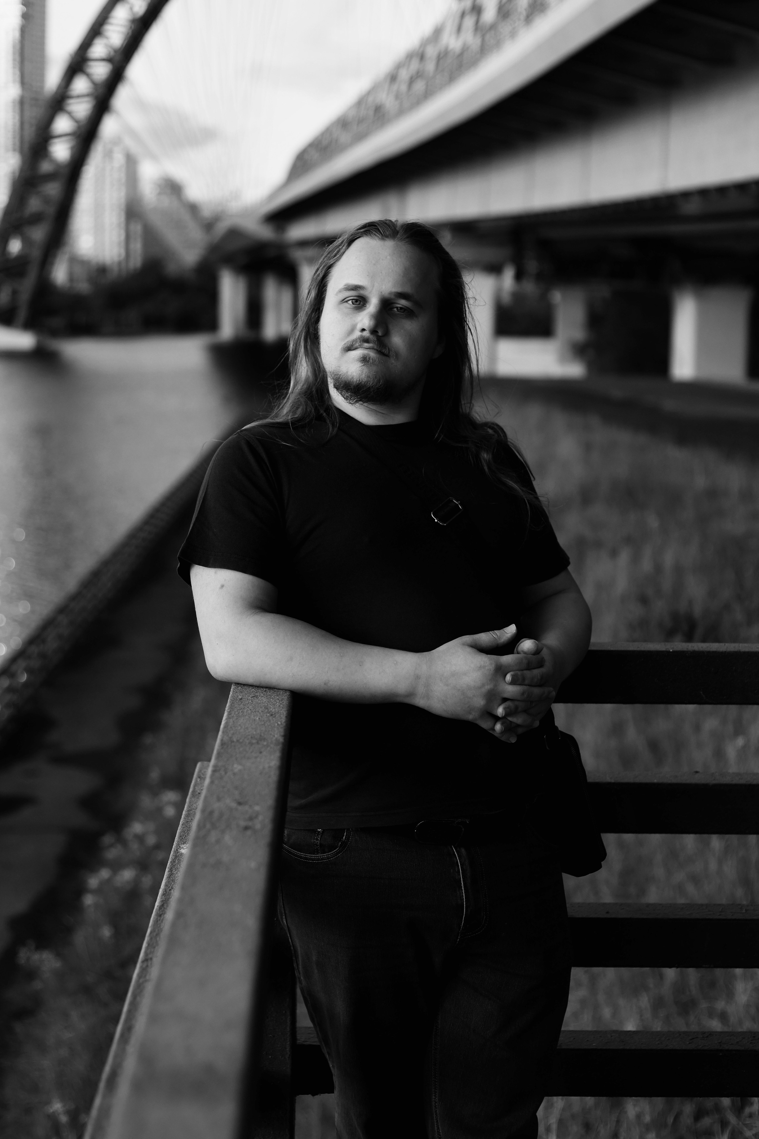 Сергей на Живописном мосту. Видеограф и фотограф Надежда Корнейчик