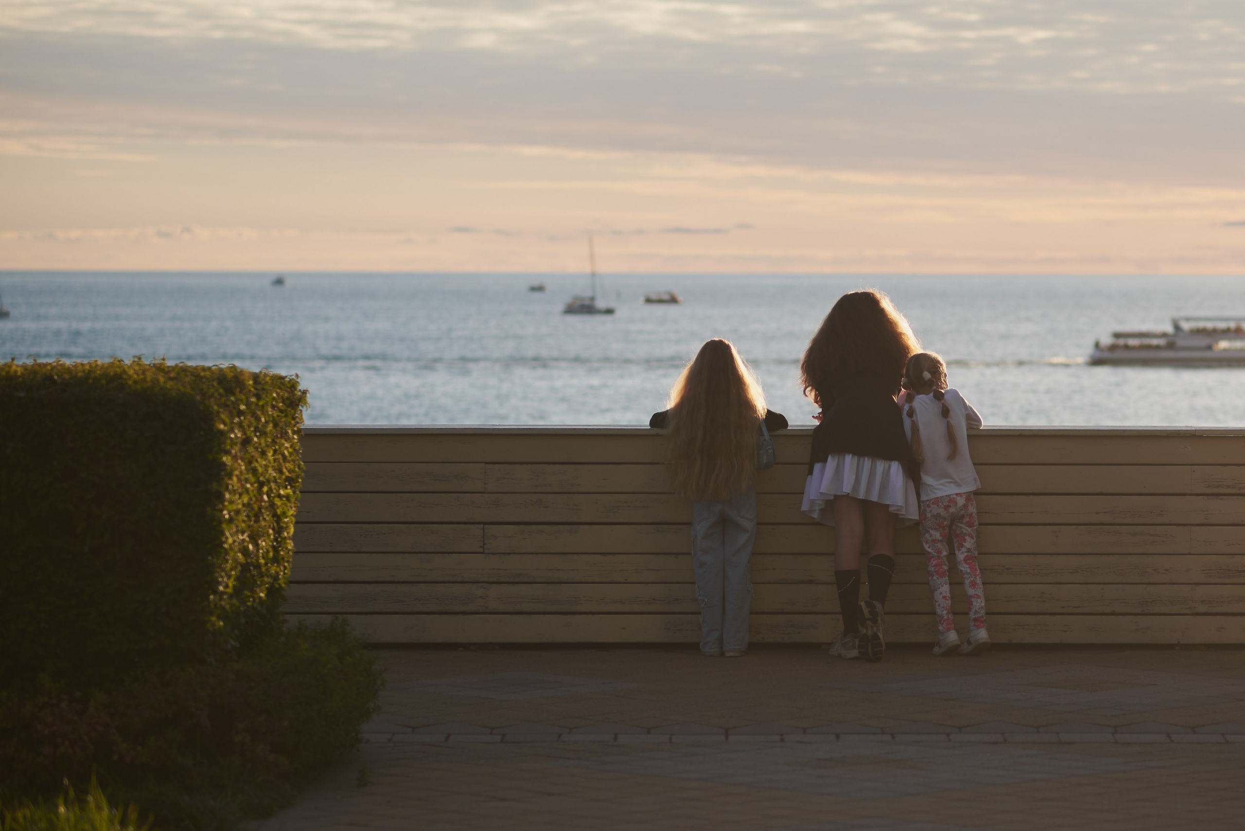 Семейные фотосессии в Сочи, Адлере, Сириусе, Красной поляне от профессионального фотографа. Фотограф для женщин и мужчин, контента для бизнеса в Сочи, Адлере, Красной поляне, Розе Хутор
