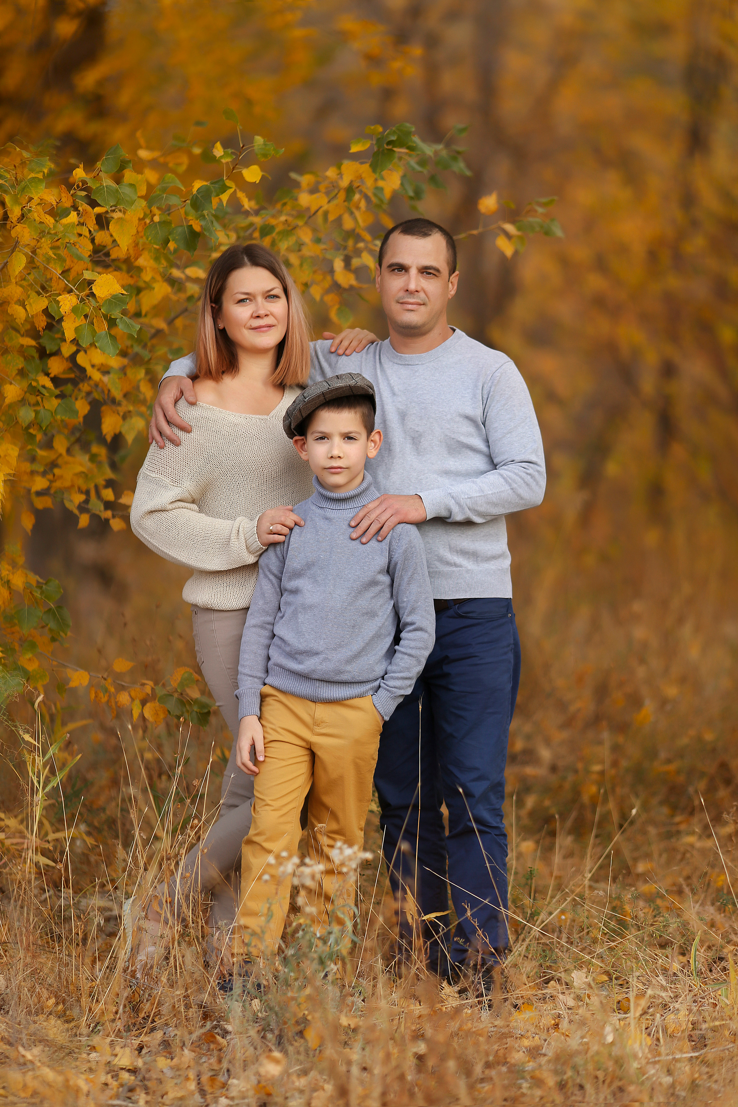 Семейная фотосессия на природе. Семейный и детский фотограф в Волгограде Серкибаева Ирина