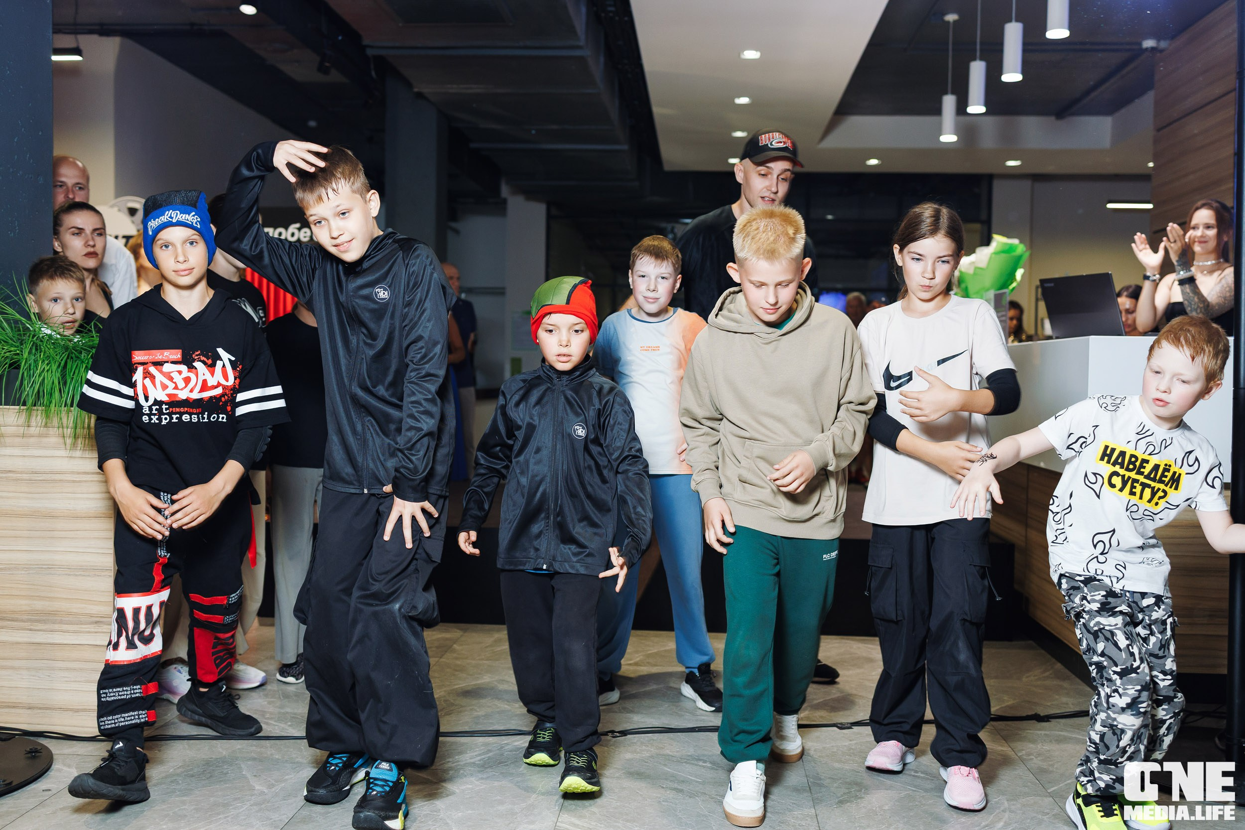 Фоторепортаж с 5-летия фитнес-клуба X-Fit. One Media Life: фоторепортажи, фотоотчеты с мероприятий и заведений