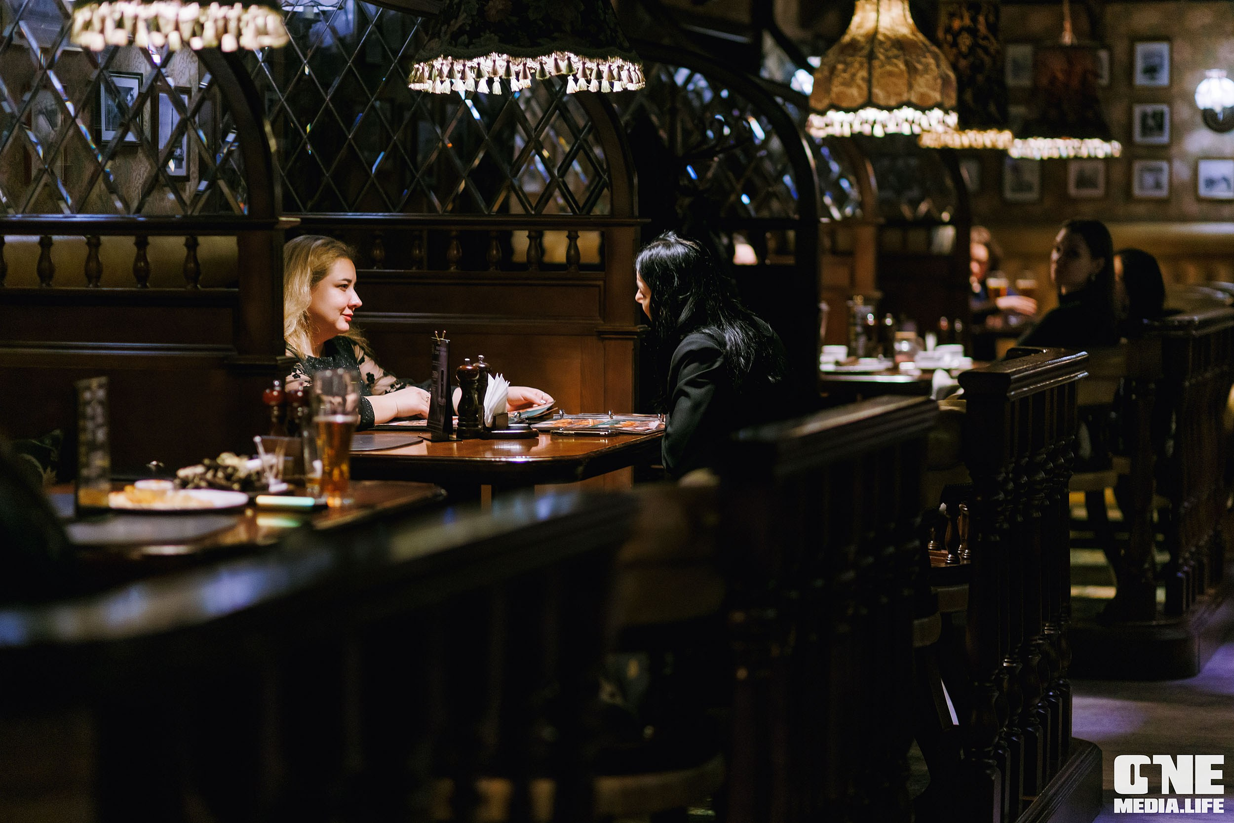 Фоторепортаж из Планеты. One Media Life: фоторепортажи, фотоотчеты с мероприятий и заведений