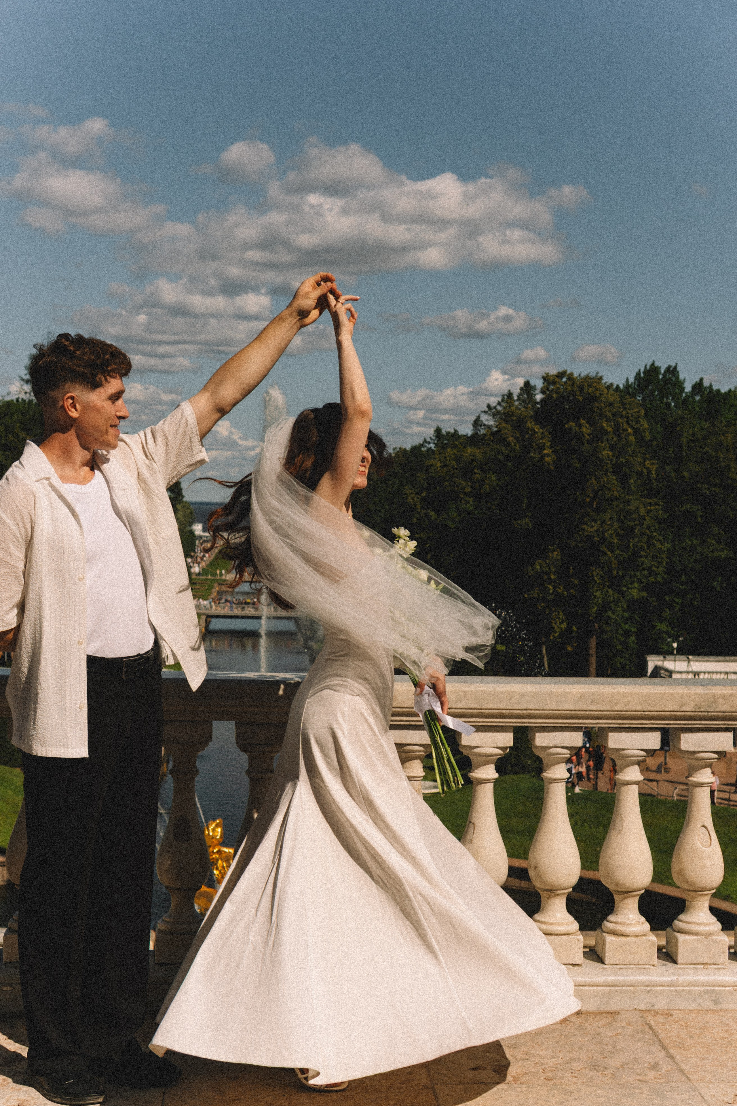 СВАДЕБНАЯ СЬЕМКА В ПЕТЕРГОФЕ И СЬЕМКА РЕПОРТАЖА В ЗАГСЕ ПЕТЕРГОФА. Профессиональный фотограф, Санкт-Петербург — Виктория Богомолова