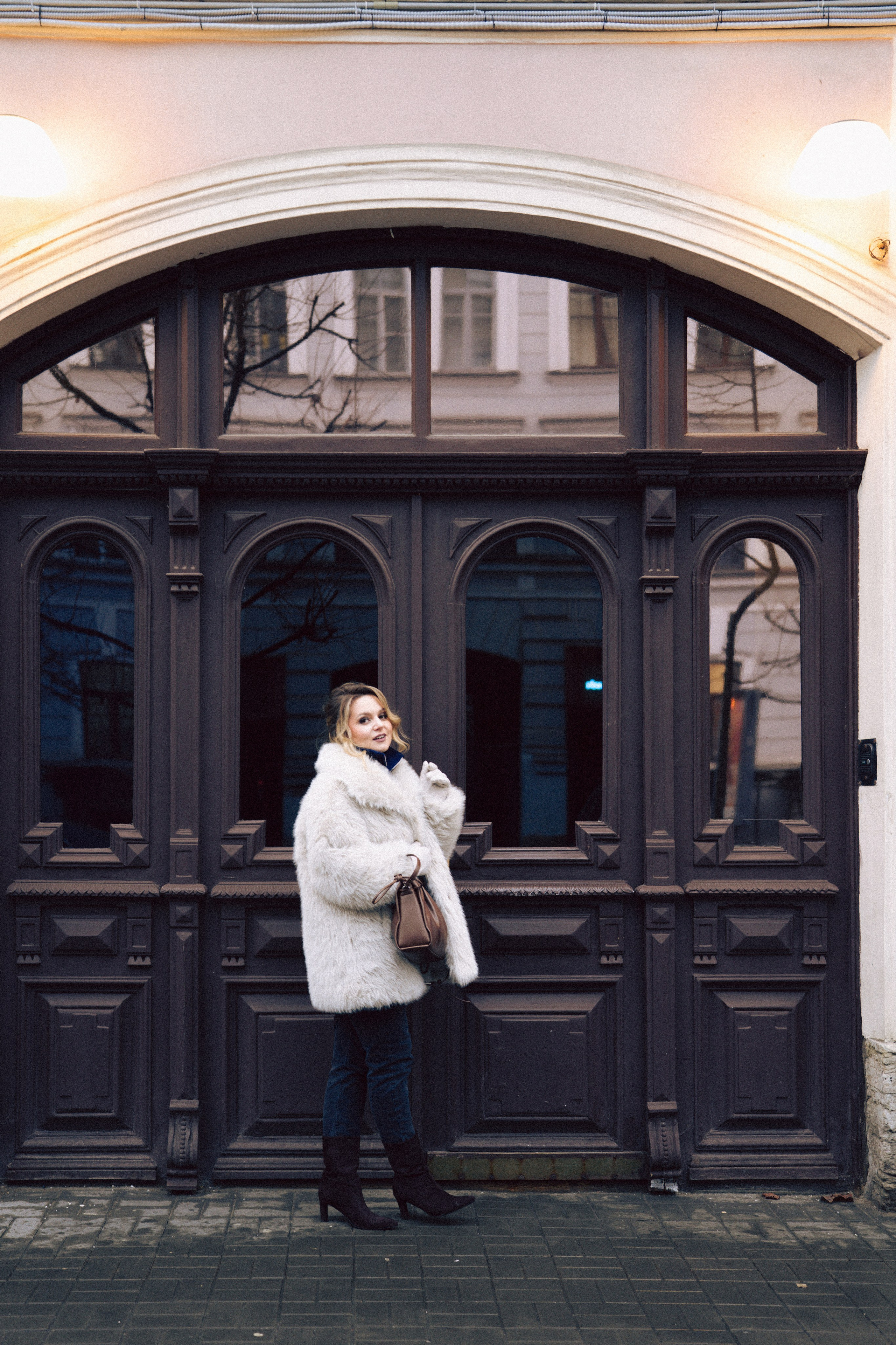 НОВОГОДНЯЯ ФОТОСЕСИИЯ В СТУДИИ ДЛЯ ДЕВУШКИ И ПРОГУЛКА ПО ЧЕРНЫШЕВСКОЙ. Профессиональный фотограф, Санкт-Петербург — Виктория Богомолова