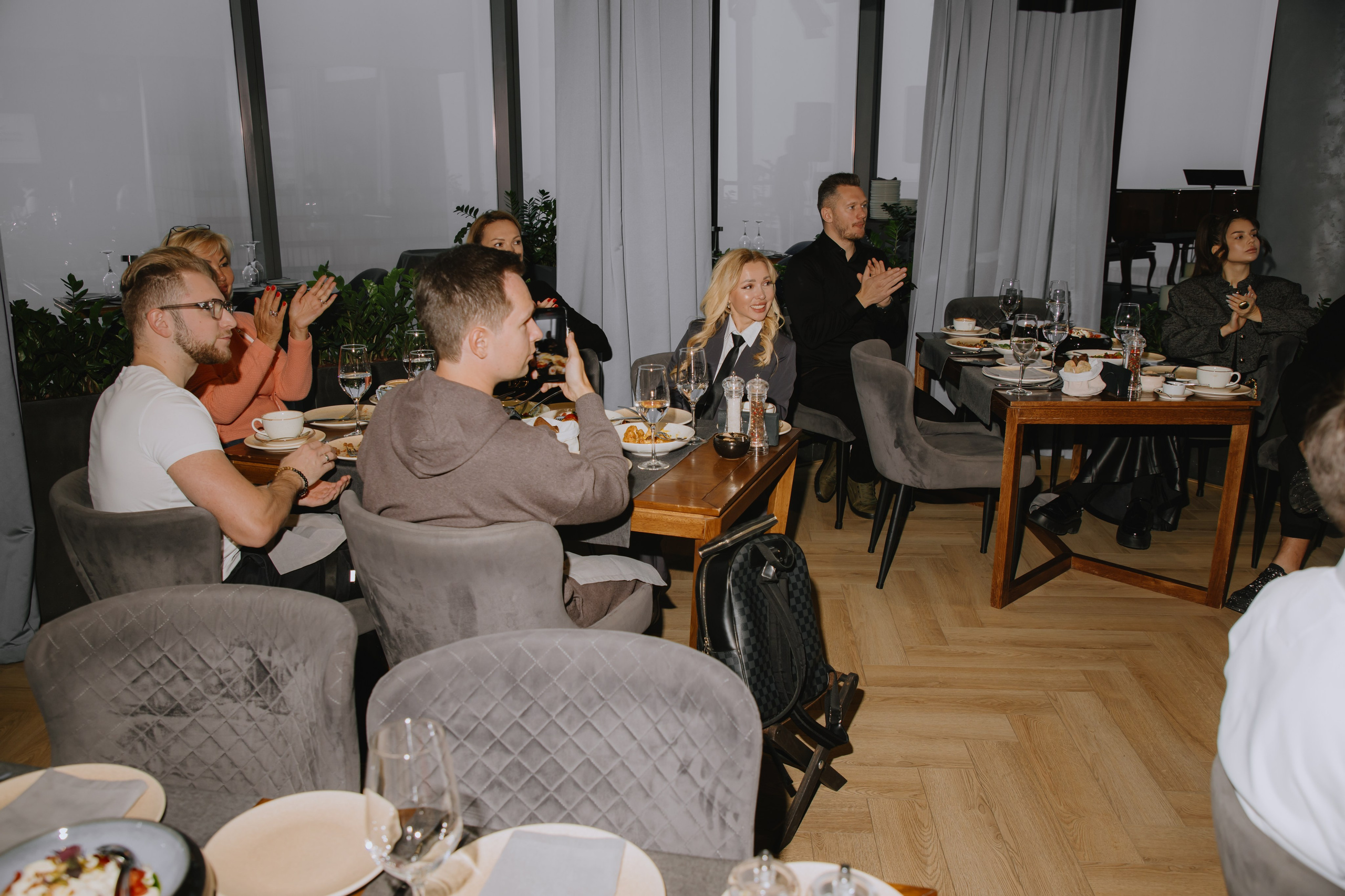 Бизнес завтрак на 89 этаже. Фотограф в Москве и Санкт-Петербурге Дарина