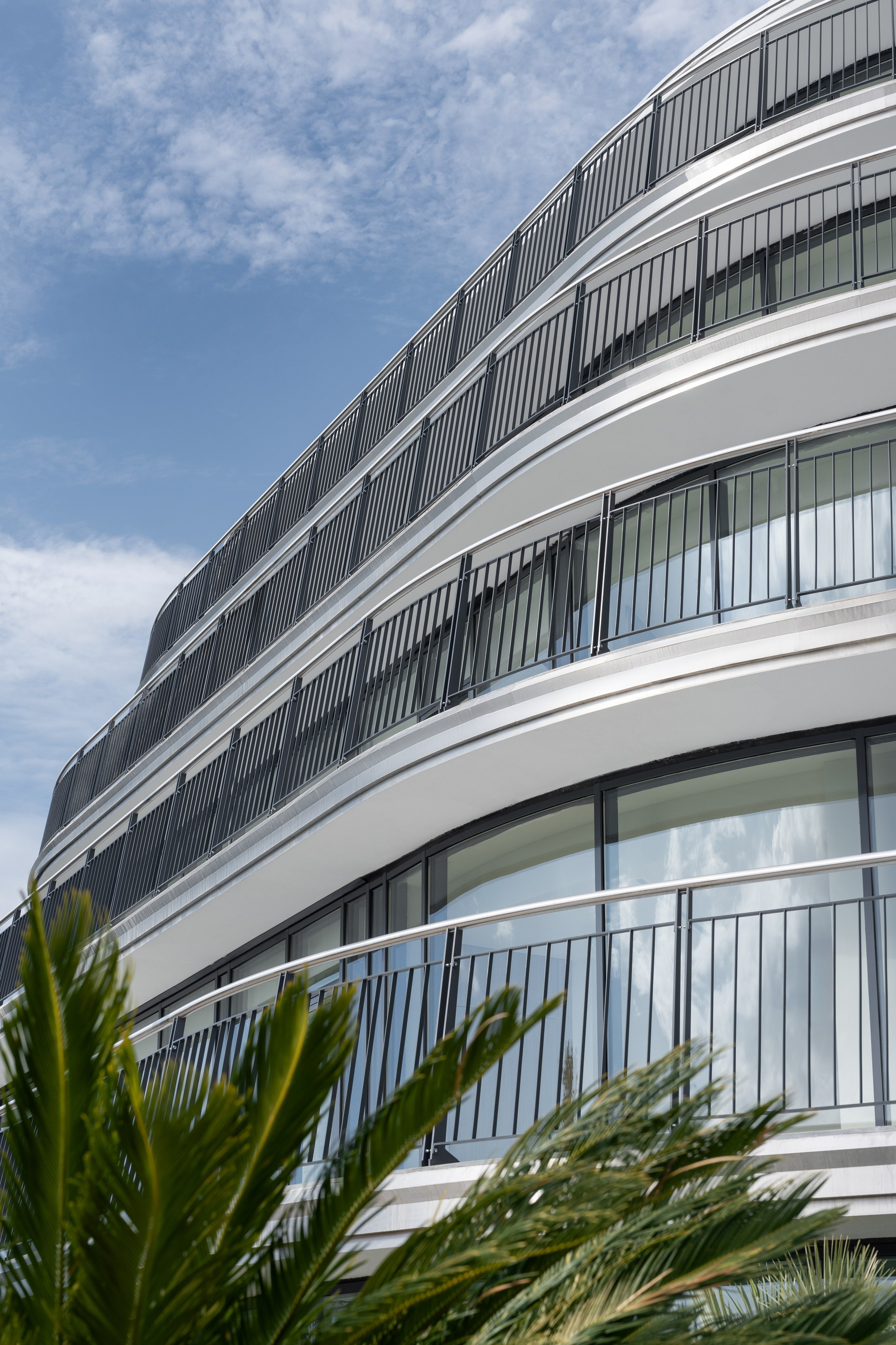 Фасадная фотосъёмка отелей Сочи. Отельный интерьерный фотограф Сочи