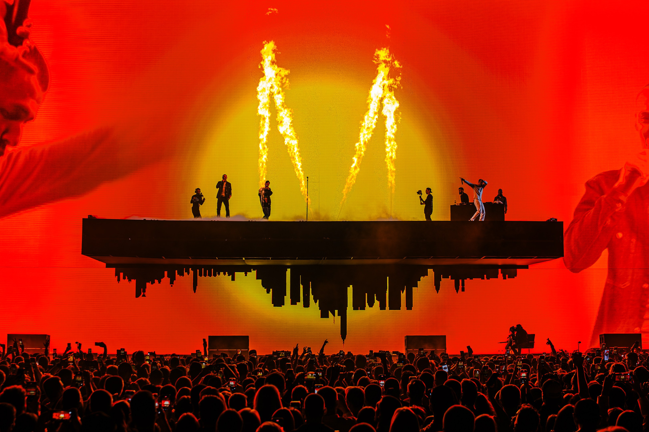 MACAN / МОСКВА / 2024. OOPS