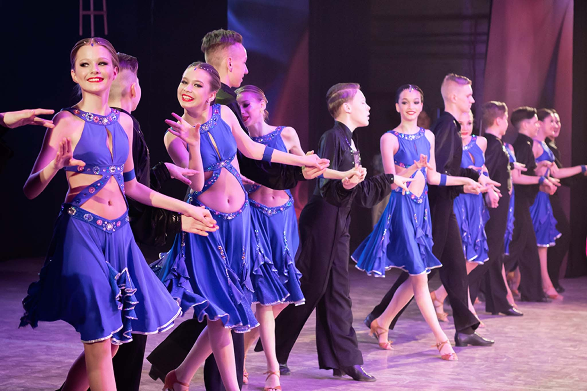 Выступление Анжелы и Руслана. Репортажный Фотограф