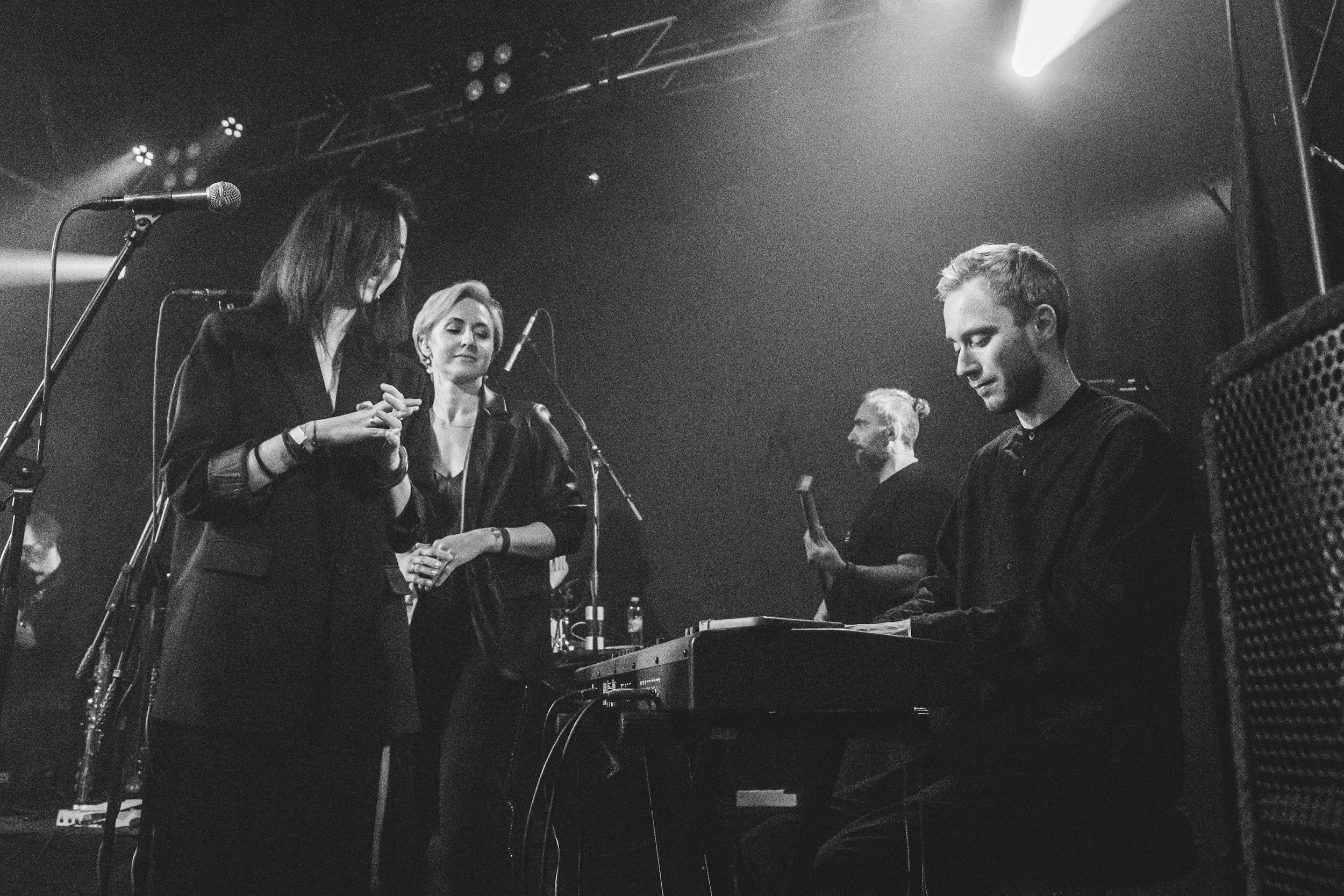 Концерт Саши Алмазовой. Портретный фотограф Мария Шарко Санкт-Петербург и Москва