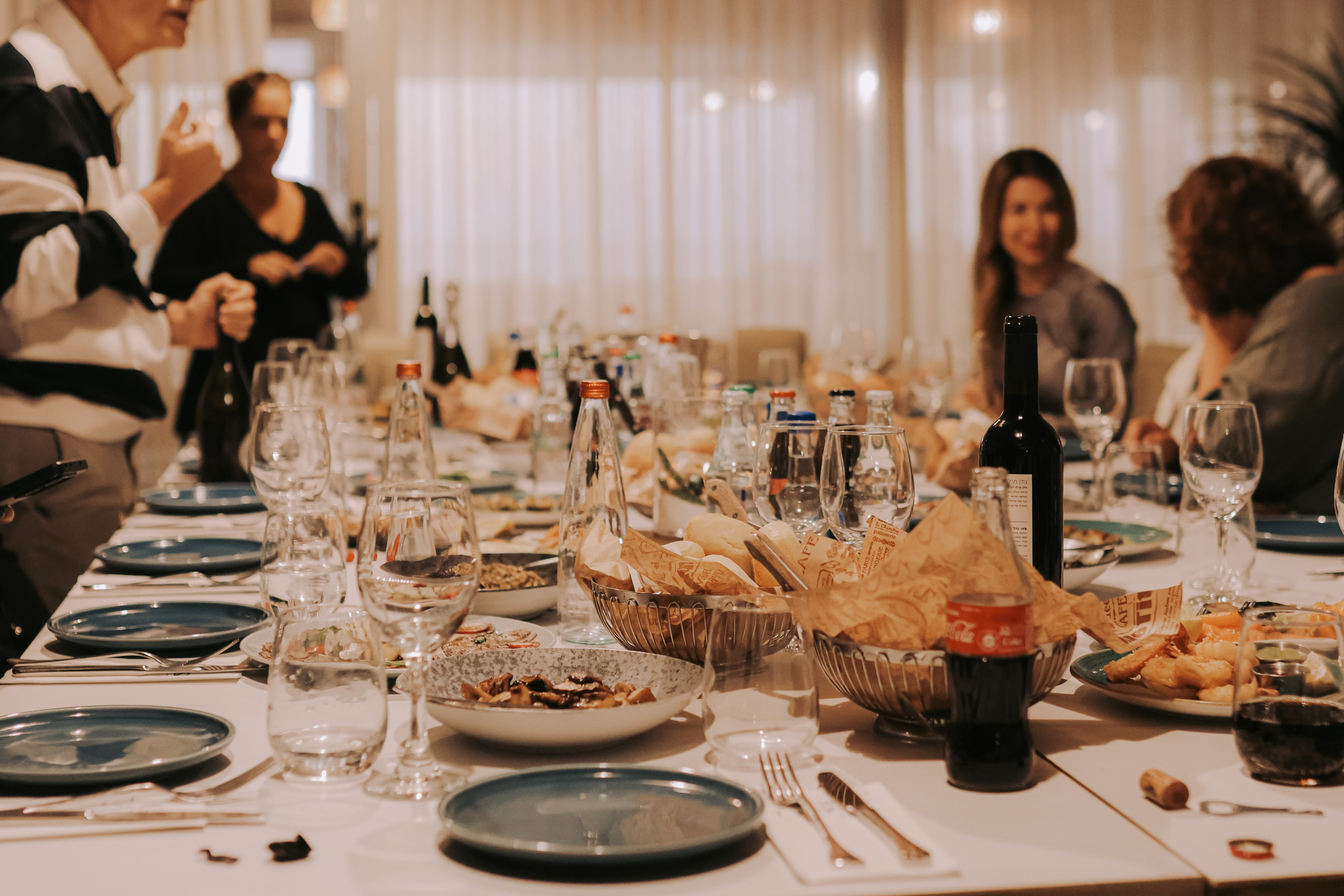 Engagement dinner, Bat Yam | December 2025. Photographer in Israel Alice Milchin