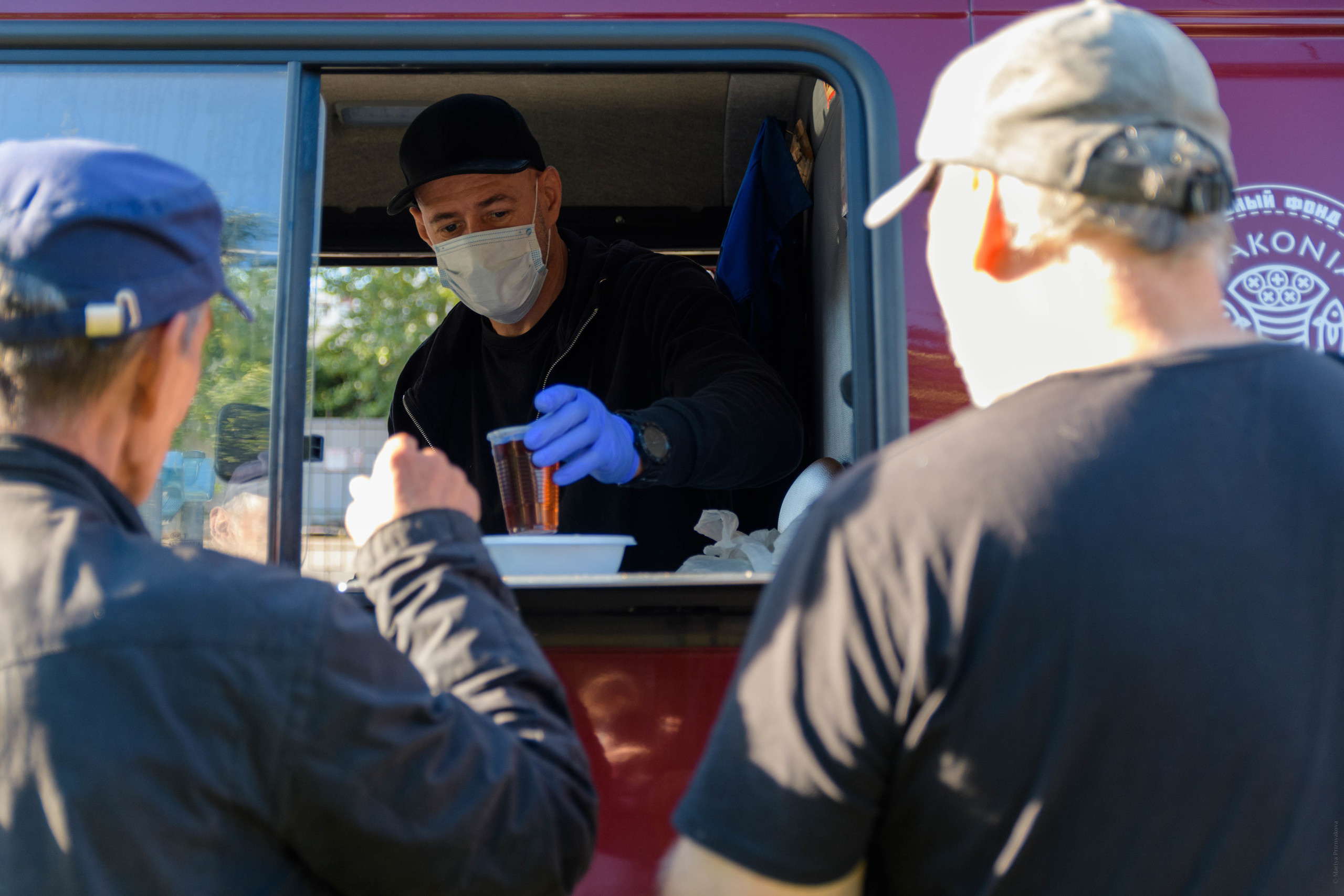 Репортаж среди бездомных. Семейный и индивидуальный фотограф Life style в Санкт-Петербурге Мария